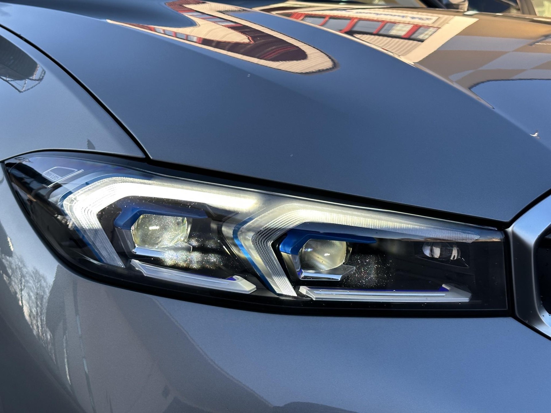 BMW 320d xDrive M Sport-image-9