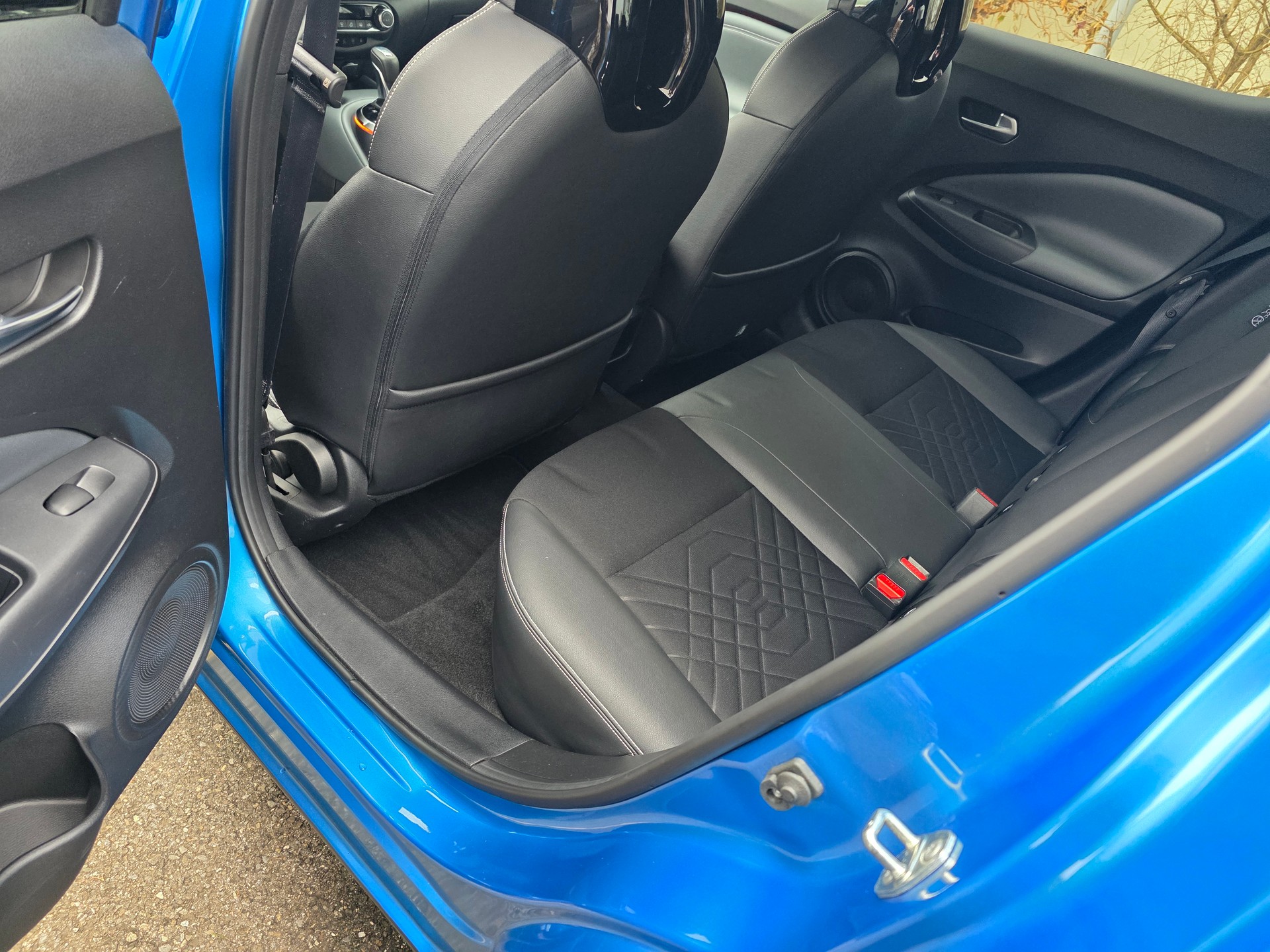 NISSAN Juke 1.0 DIG-T tekna DCT-image-8