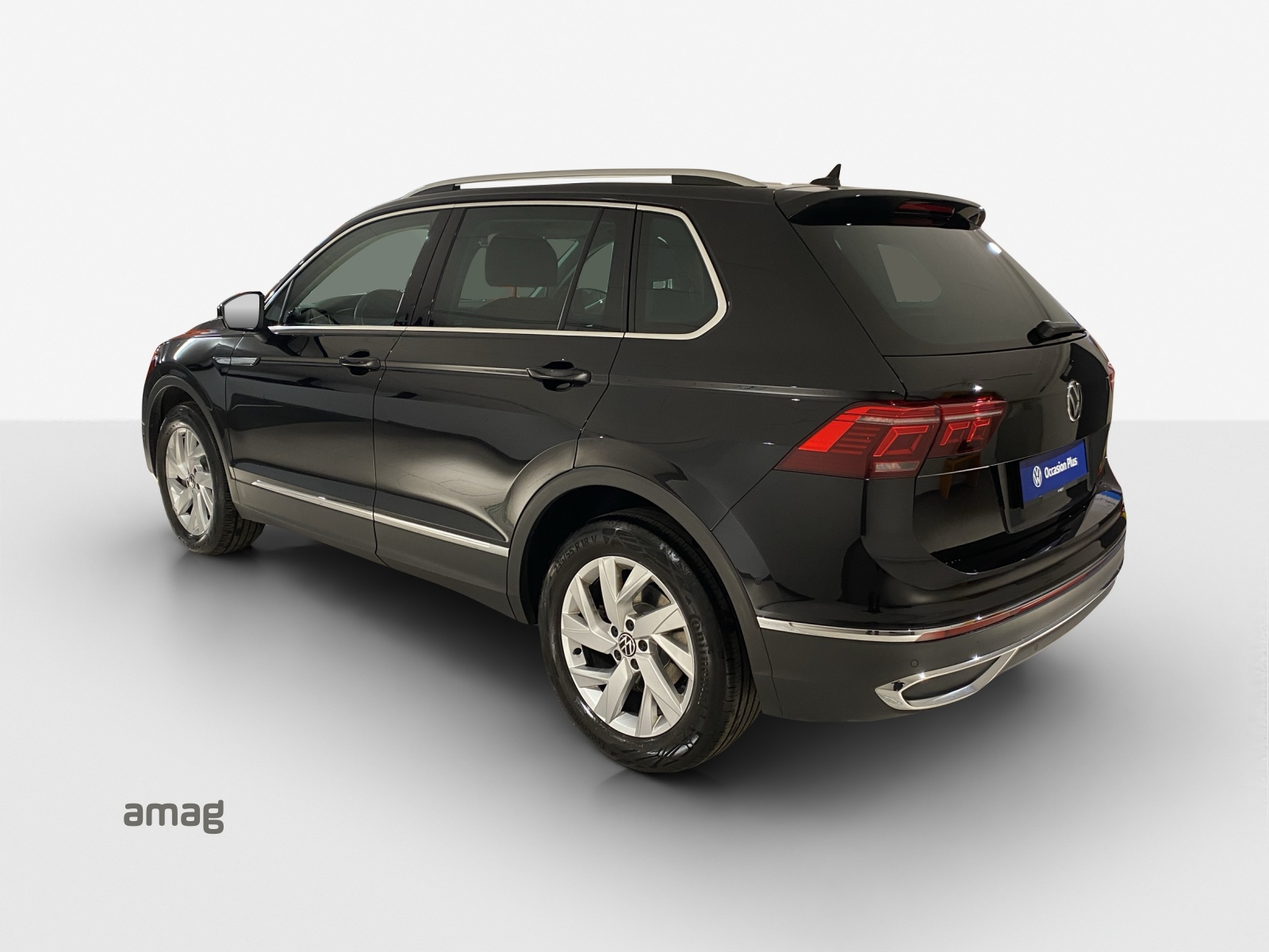 VW Tiguan 2.0 TDI SCR Elegance 4Motion DSG-image-2