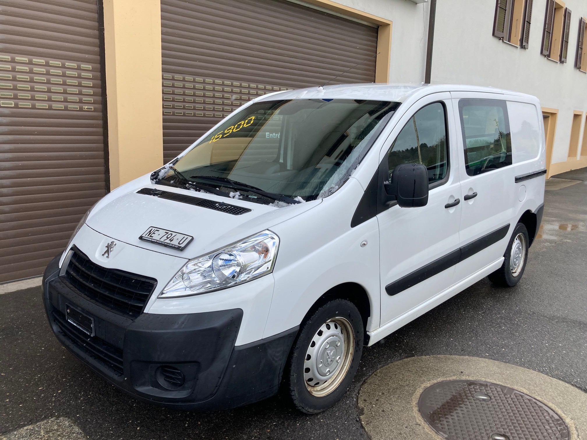 Car photo