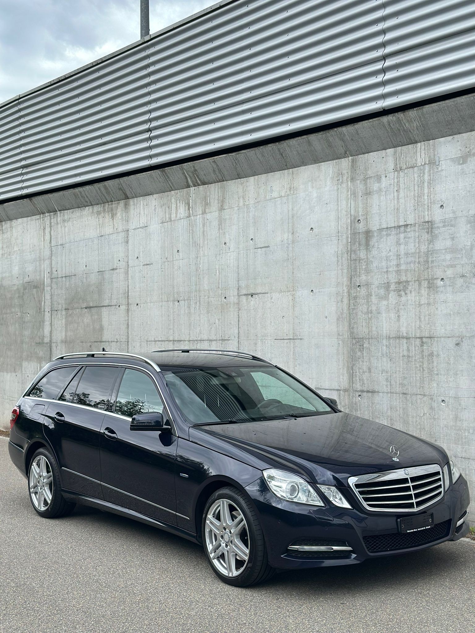 MERCEDES-BENZ E 350 CDI BlueEff. Avantgarde 4Matic 7G-Tronic-image-9