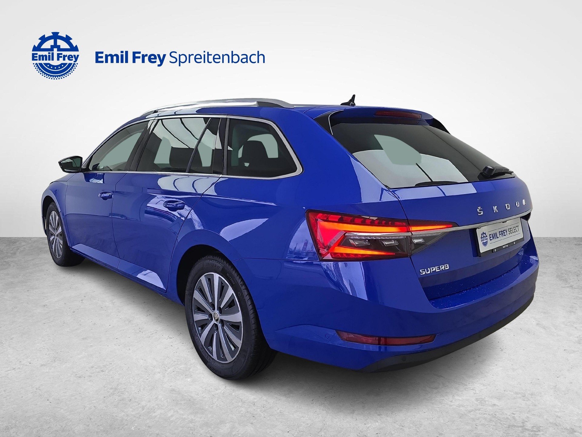 SKODA Combi 1.5 Style TSI DSG / Jetzt mit attraktivem 1.99% Leasing-image-2