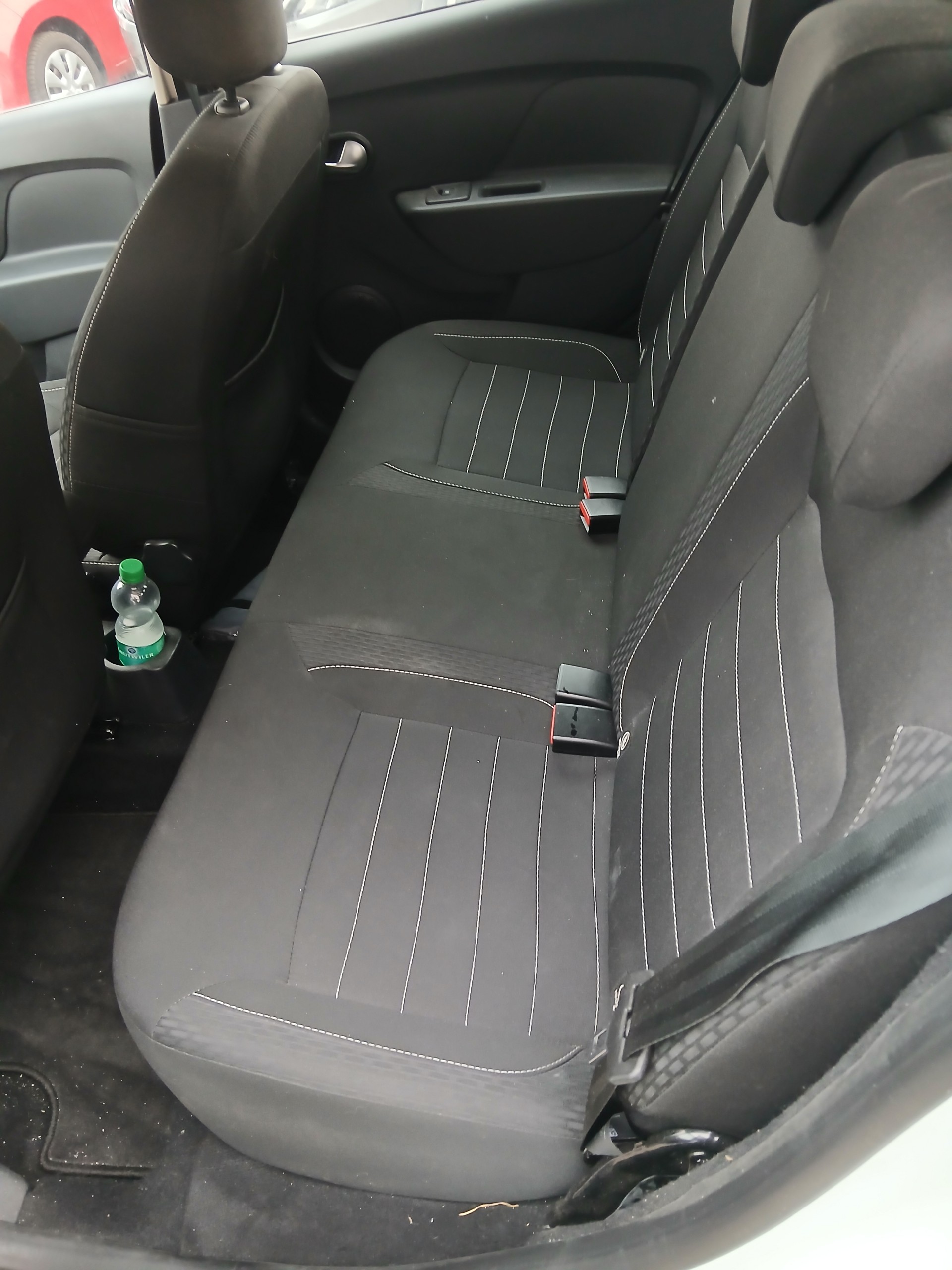 DACIA Sandero 1.0 Essential-image-9