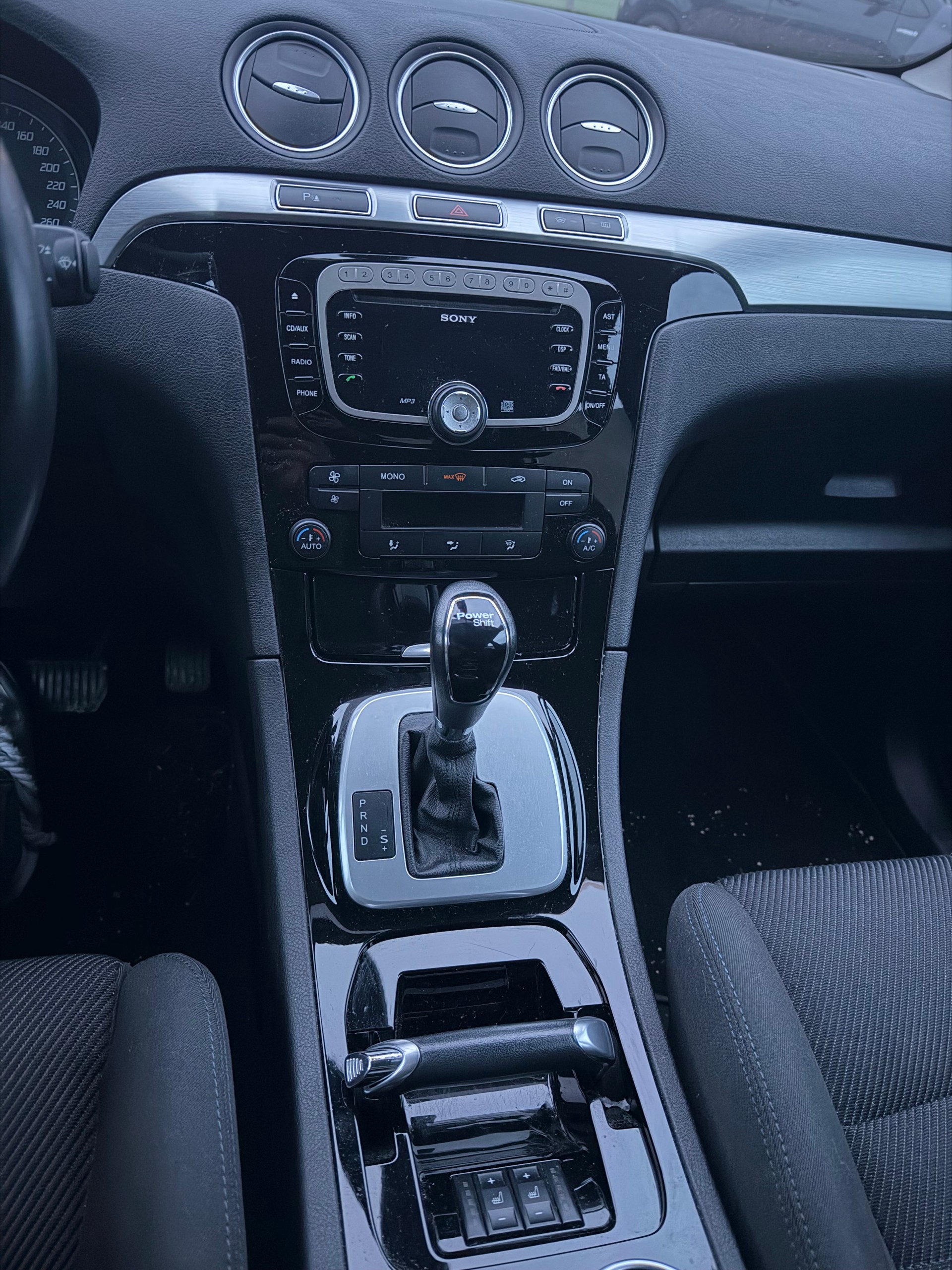 FORD S-Max 2.0 SCTi TitaniumS PowerShift-image-4