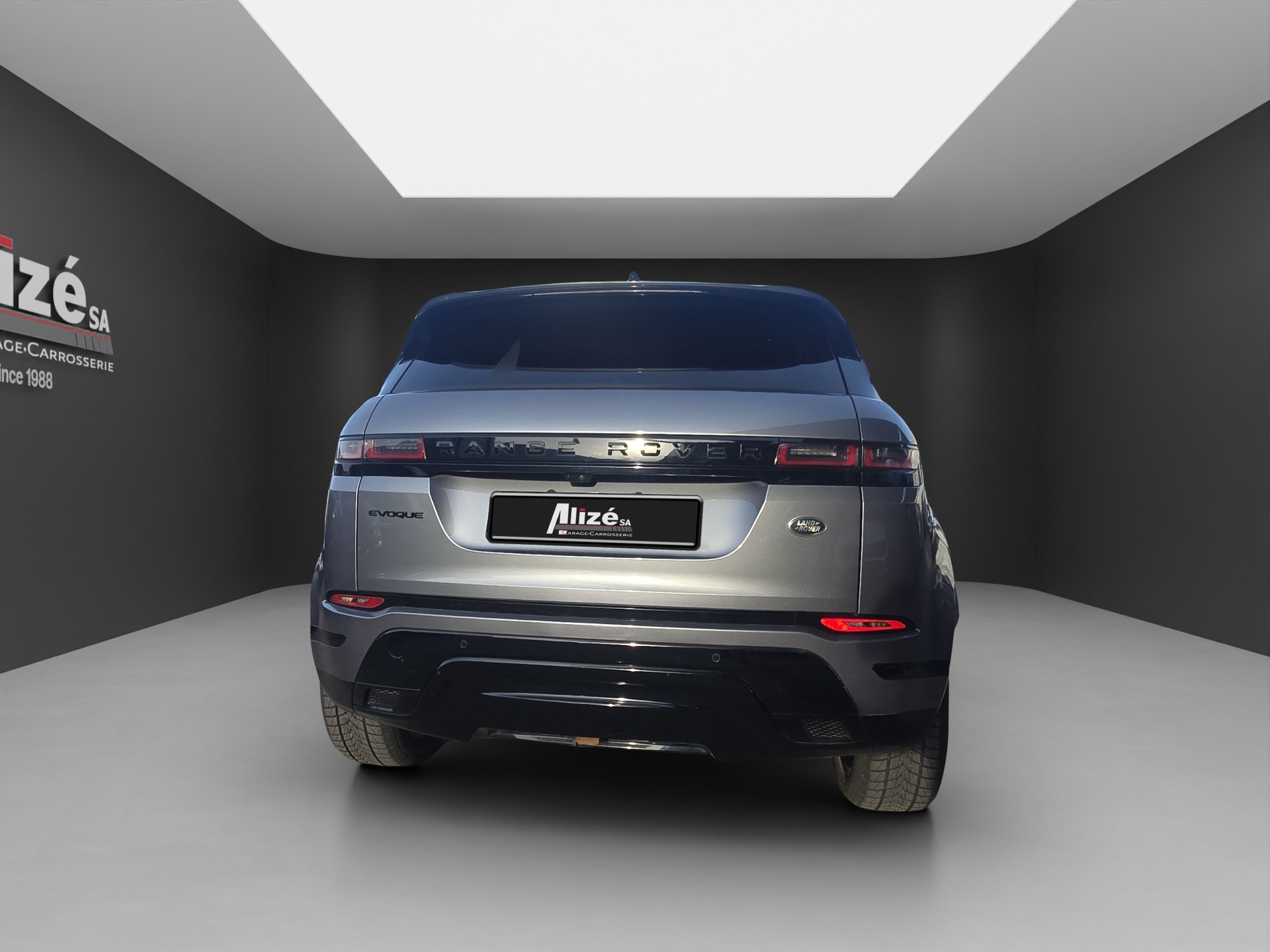 LAND ROVER Range Rover Evoque R-Dynamic P 200 AT9-image-5