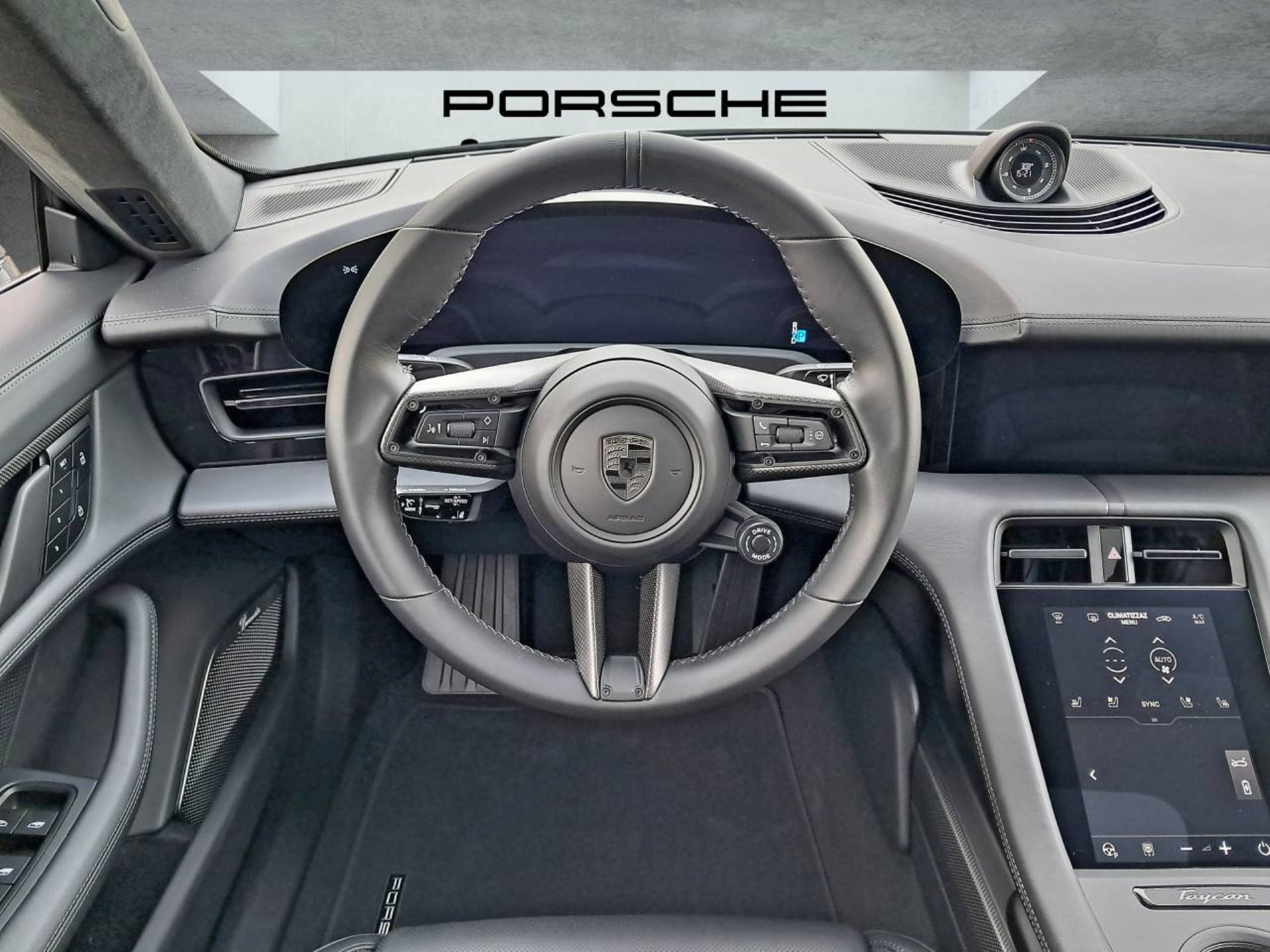 PORSCHE Taycan Turbo Cross Turismo-image-13