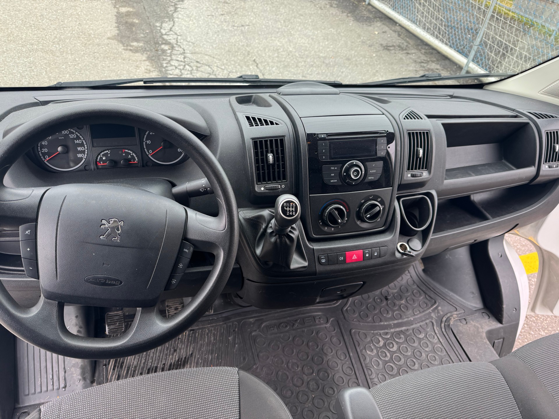 PEUGEOT BOXER L2H2-image-3