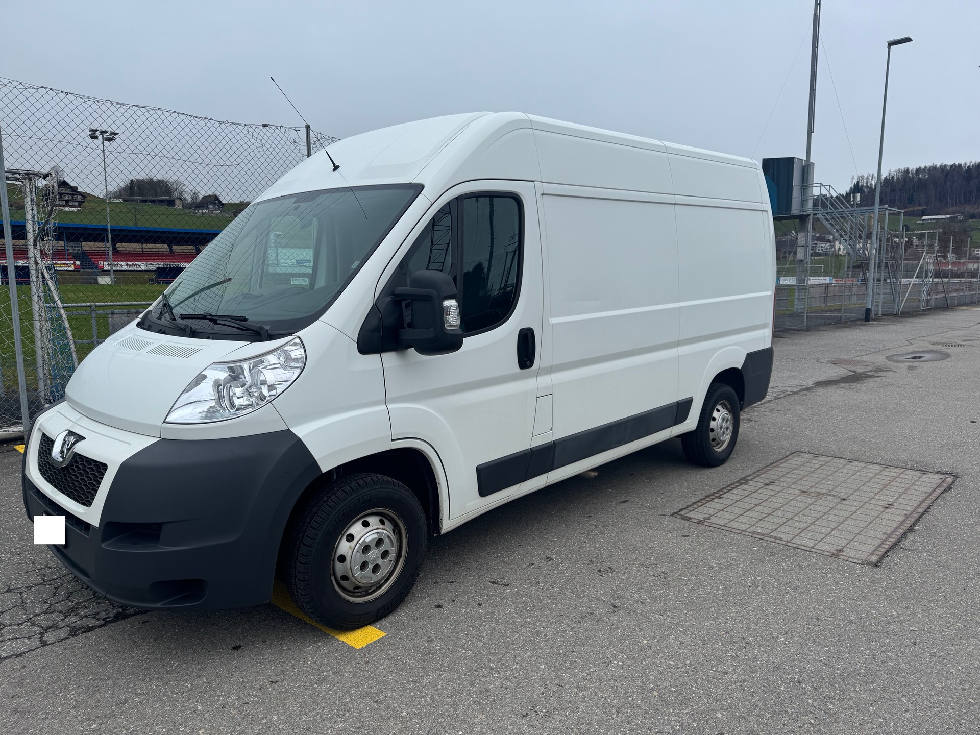PEUGEOT BOXER L2H2-image-2