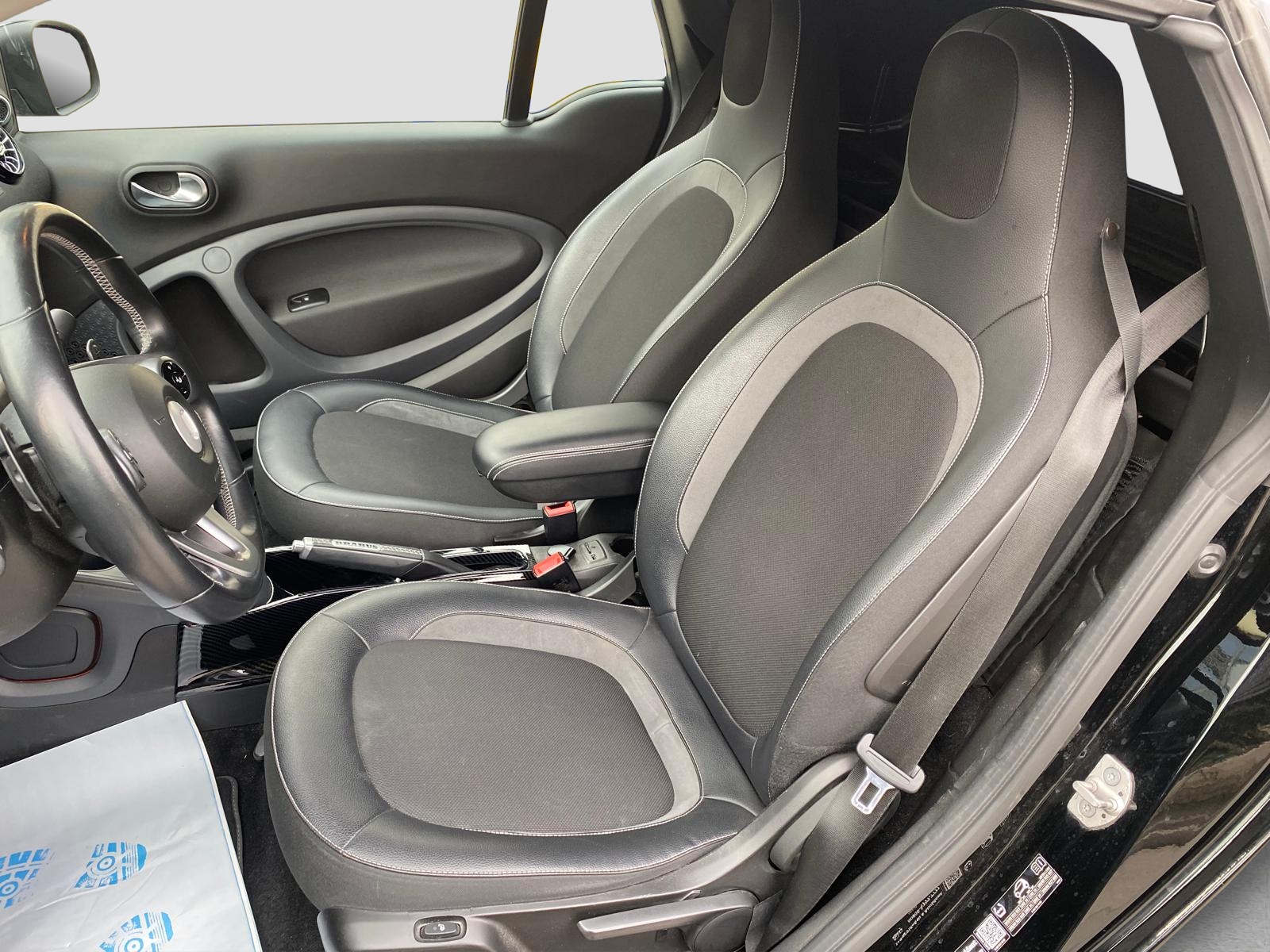 SMART fortwo Brabus twinmatic-image-9