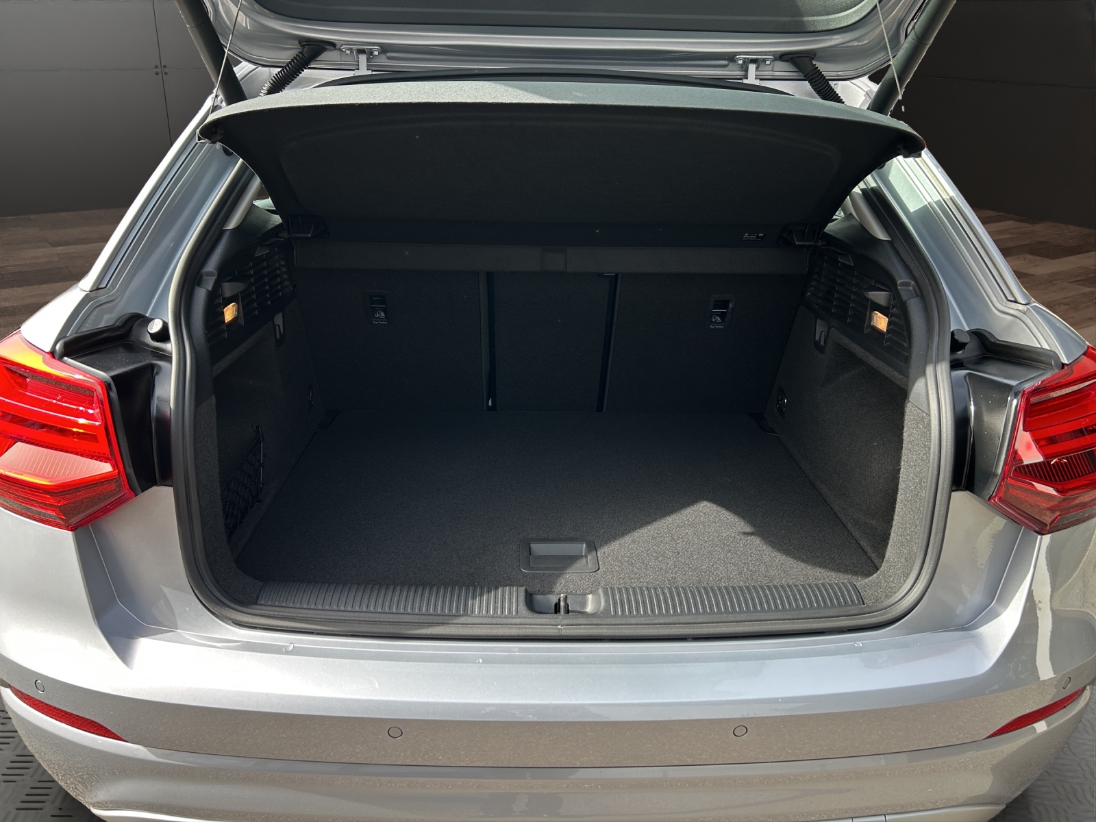 AUDI Q2 35 TFSI Sport S-tronic-image-17