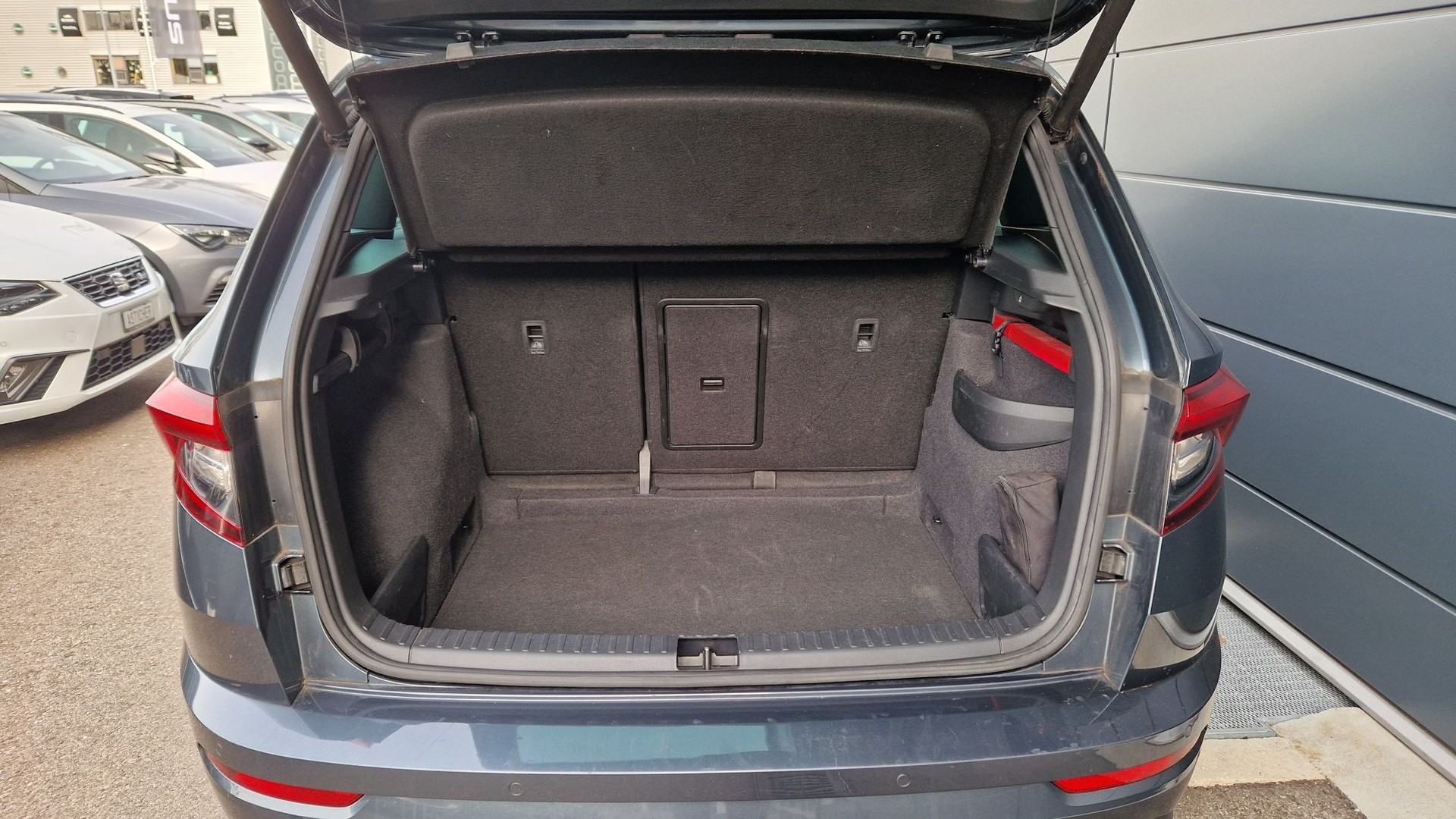SKODA Karoq 2.0 TSI SportLine 4x4 DSG-image-5