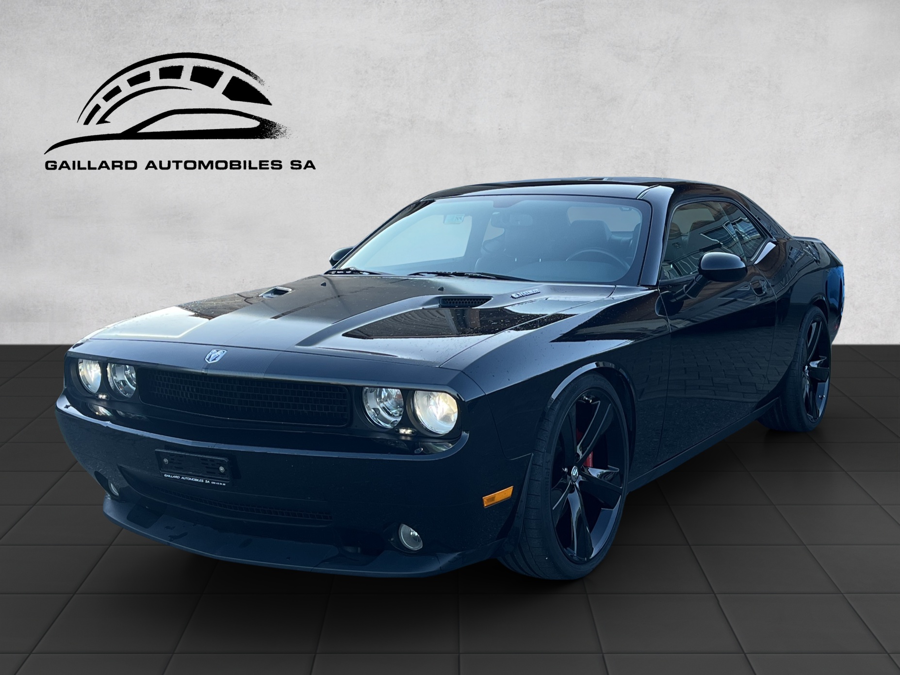 DODGE SRT8 First Edition-image-2
