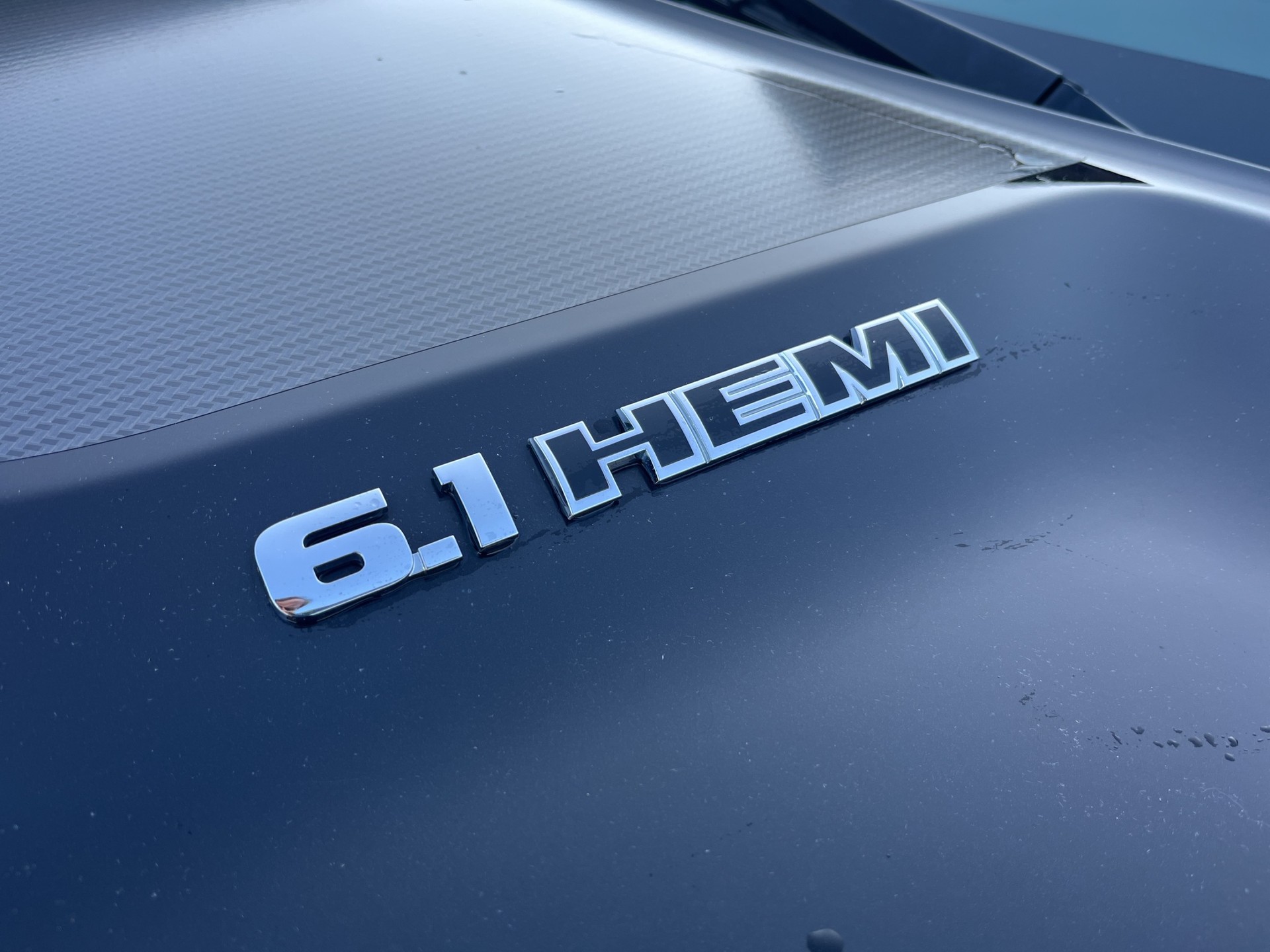DODGE SRT8 First Edition-image-14