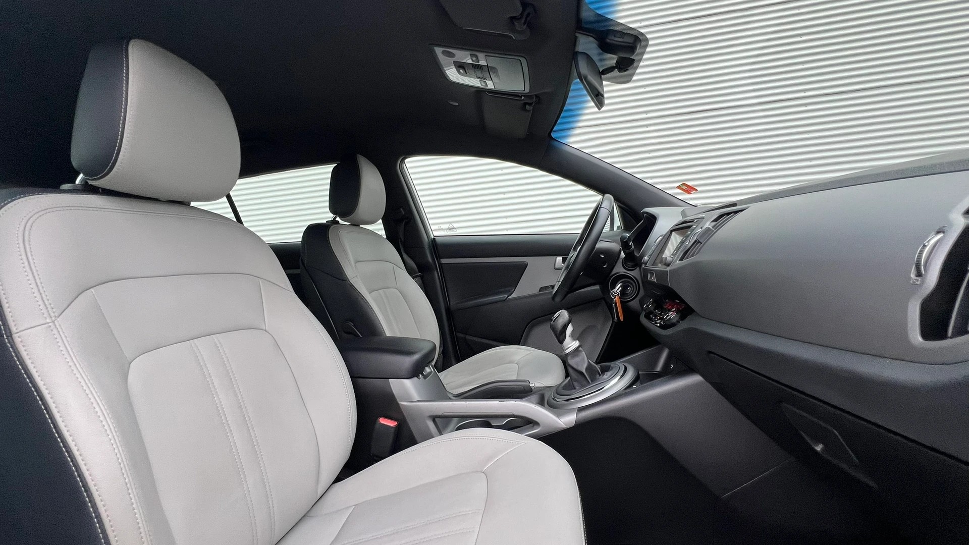 KIA SPORTAGE 1.7 CRDi SWISS ECO EDITION l 116 PS-image-24
