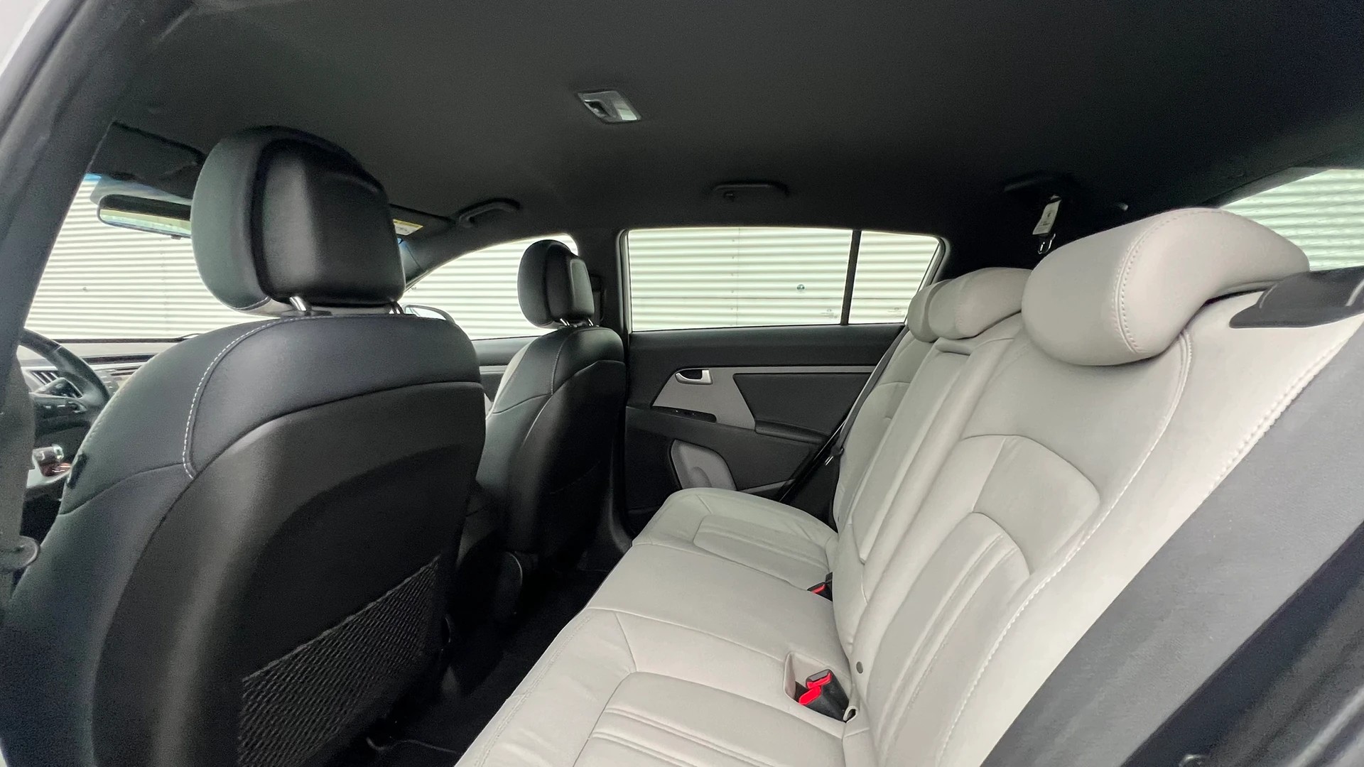 KIA SPORTAGE 1.7 CRDi SWISS ECO EDITION l 116 PS-image-28