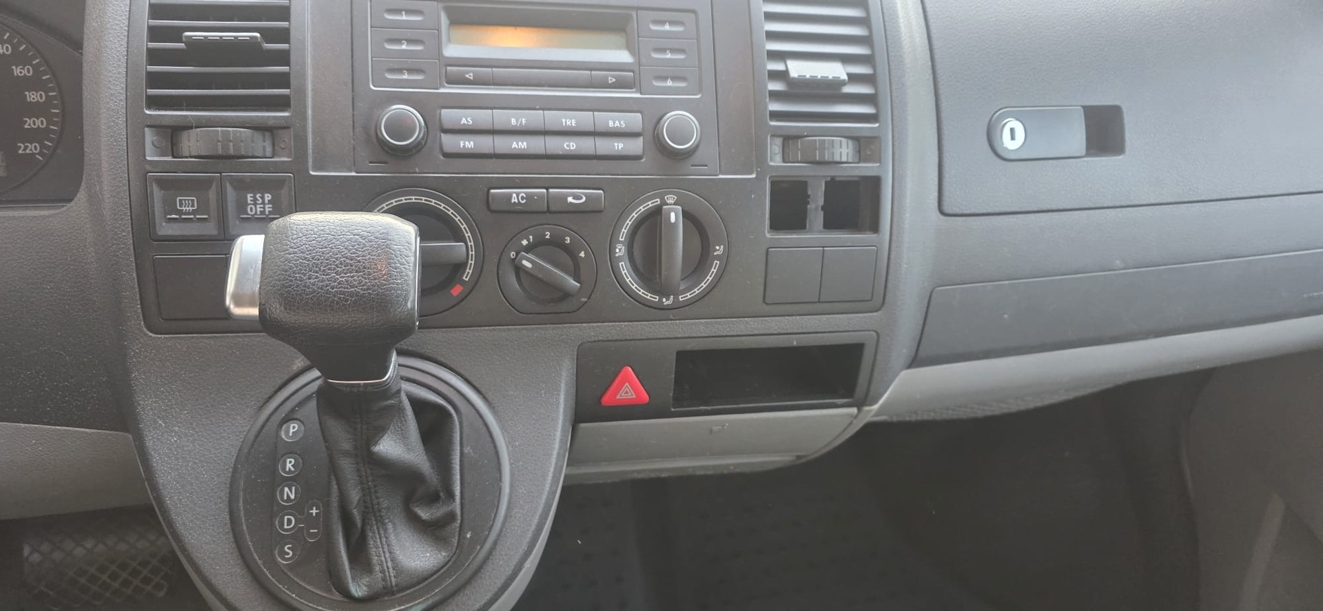 VW T5 2.5 TDI PD-image-10