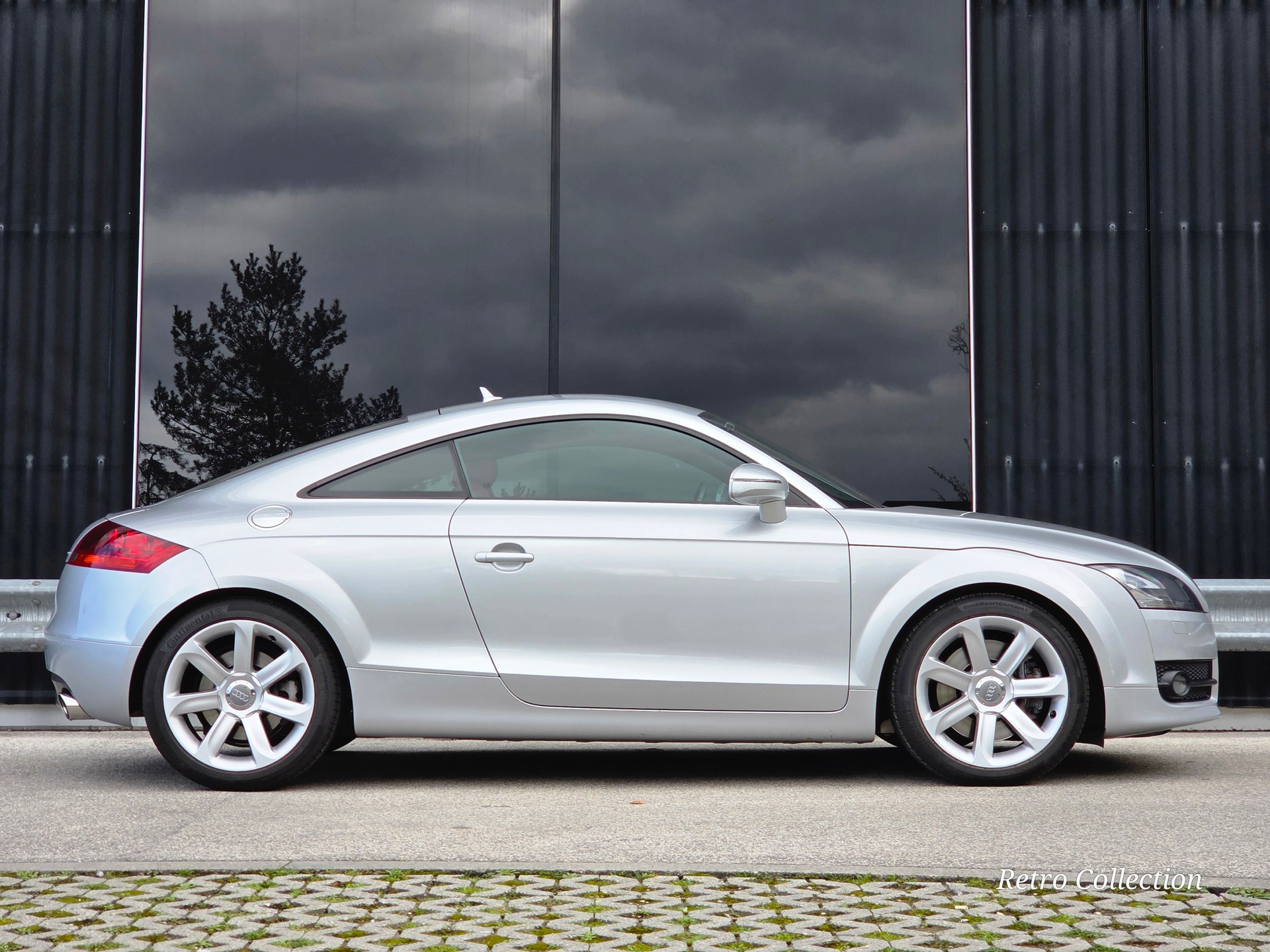AUDI TT Coupé 3.2 quattro - voiture CH - superbe configuration - carnet de services - expertisée du jour.-image-1