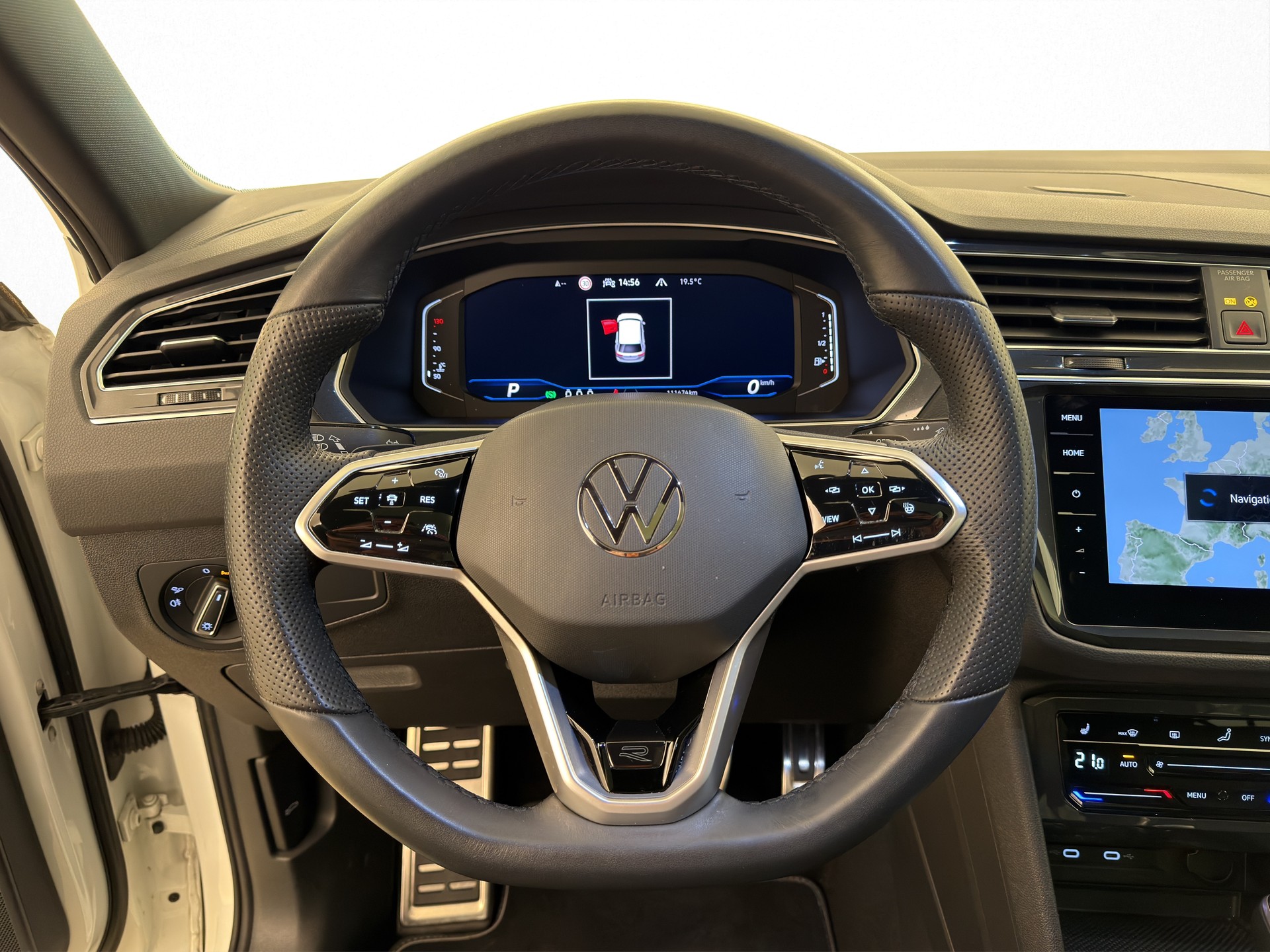 VW Tiguan 2.0 TSI R-Line DSG-image-5