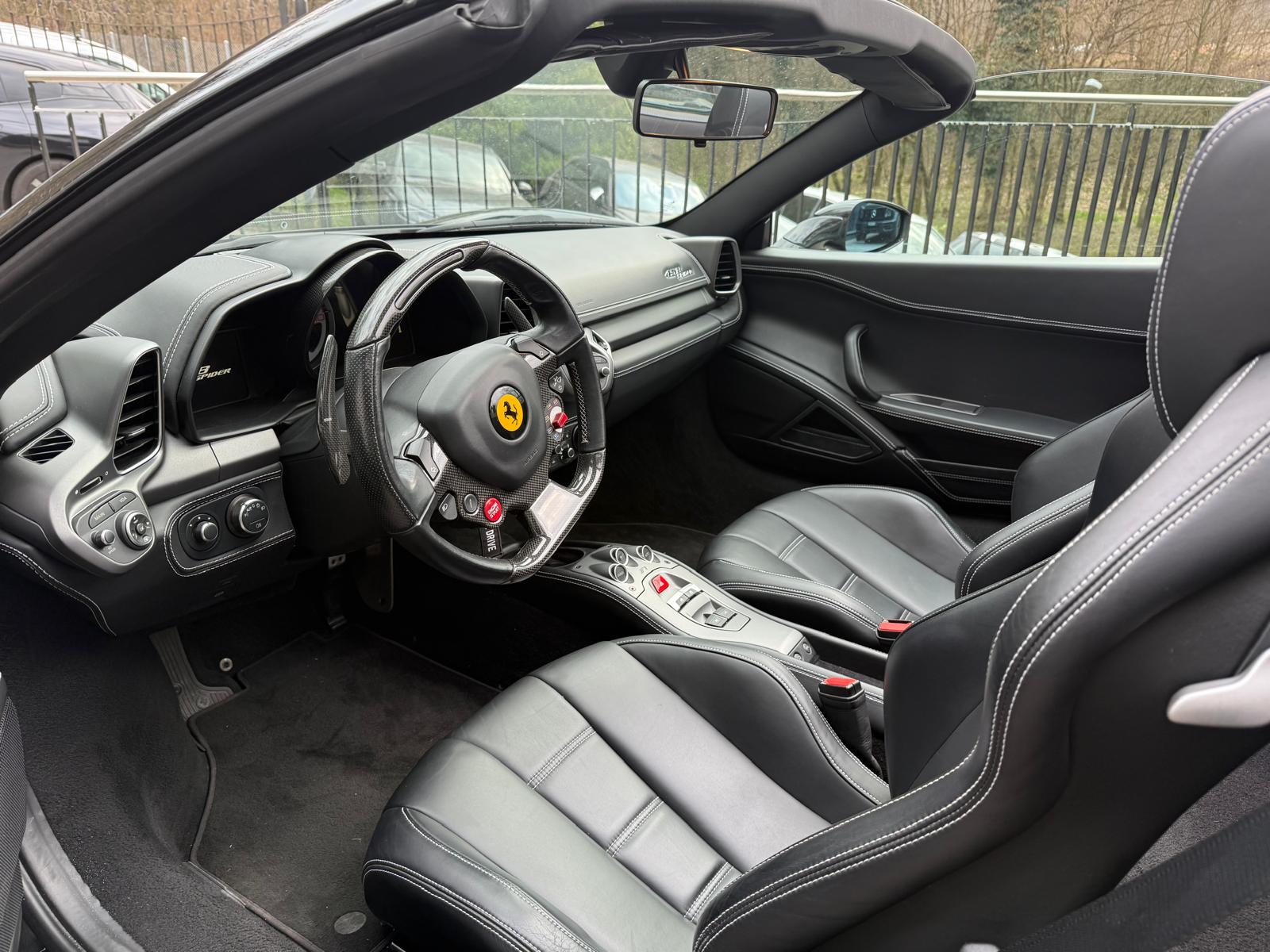 FERRARI 458 Spider Italia 4.5 V8-image-7