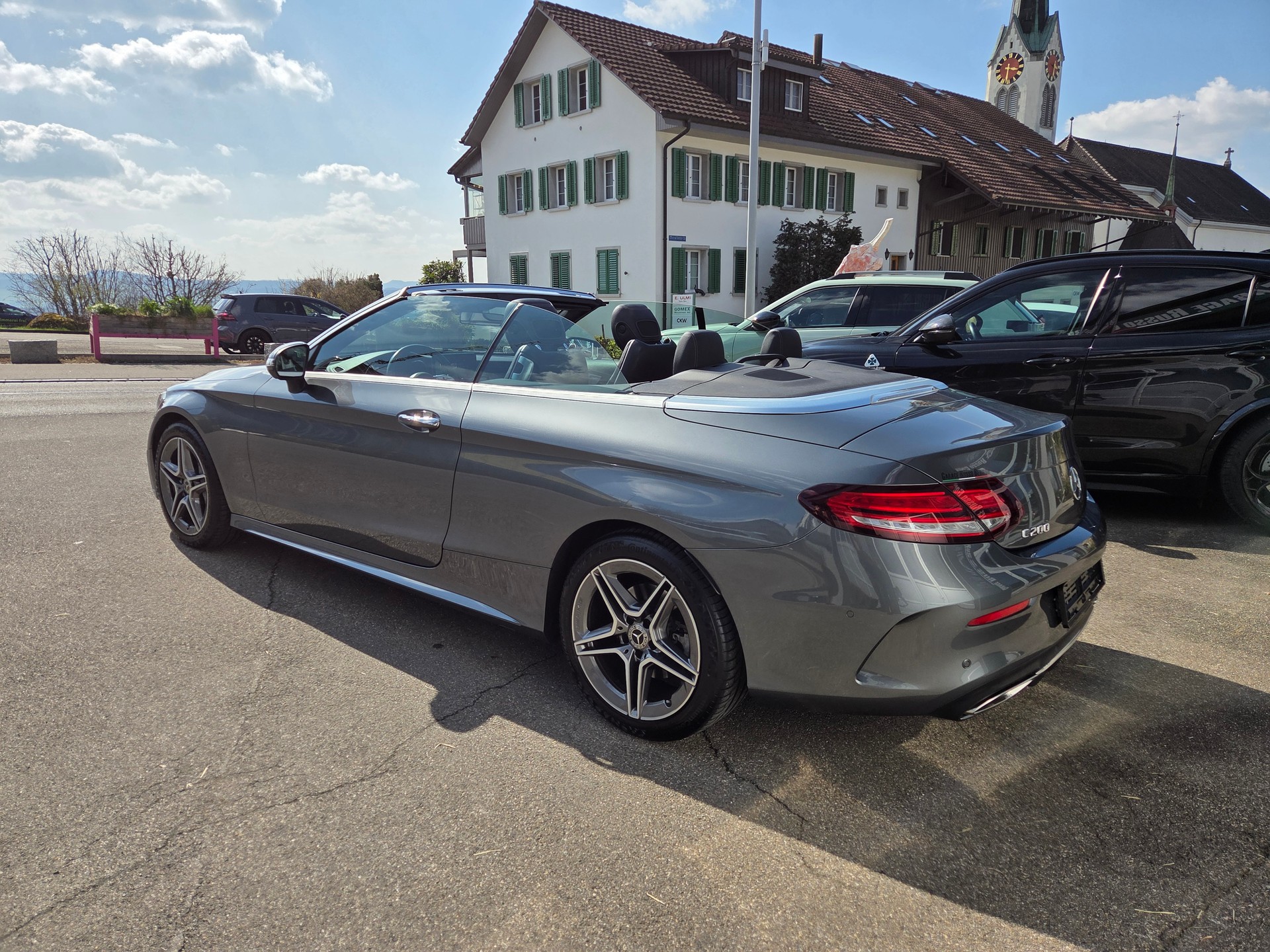 MERCEDES-BENZ C 200 AMG Line Cabriolet 4Matic 9G-Tronic-image-4