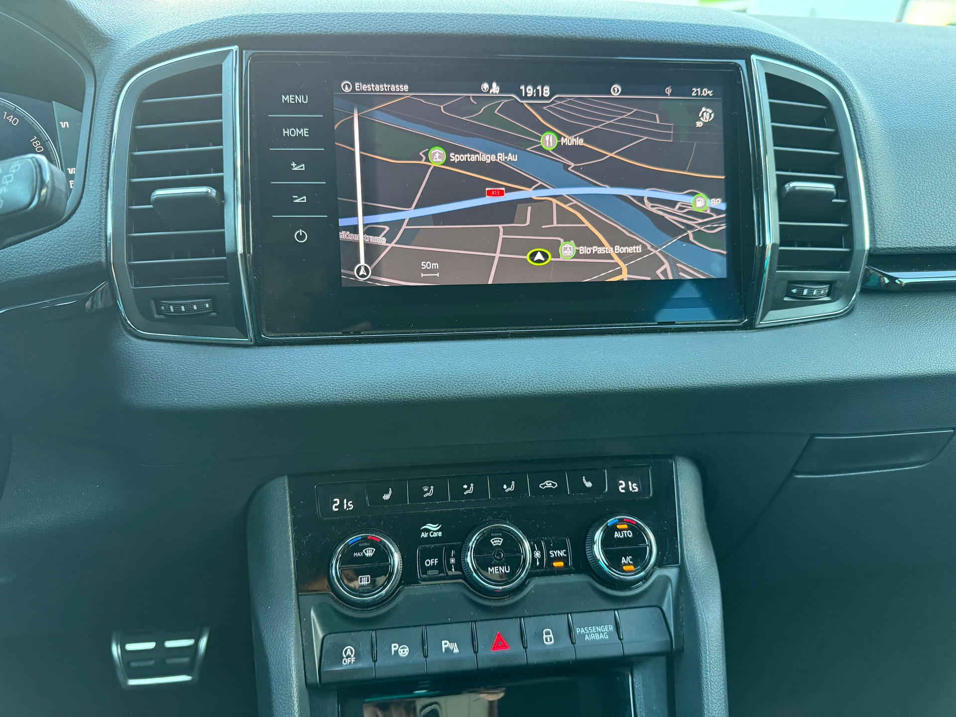 SKODA Karoq 2.0 TDI Style 4x4 DSG-image-27