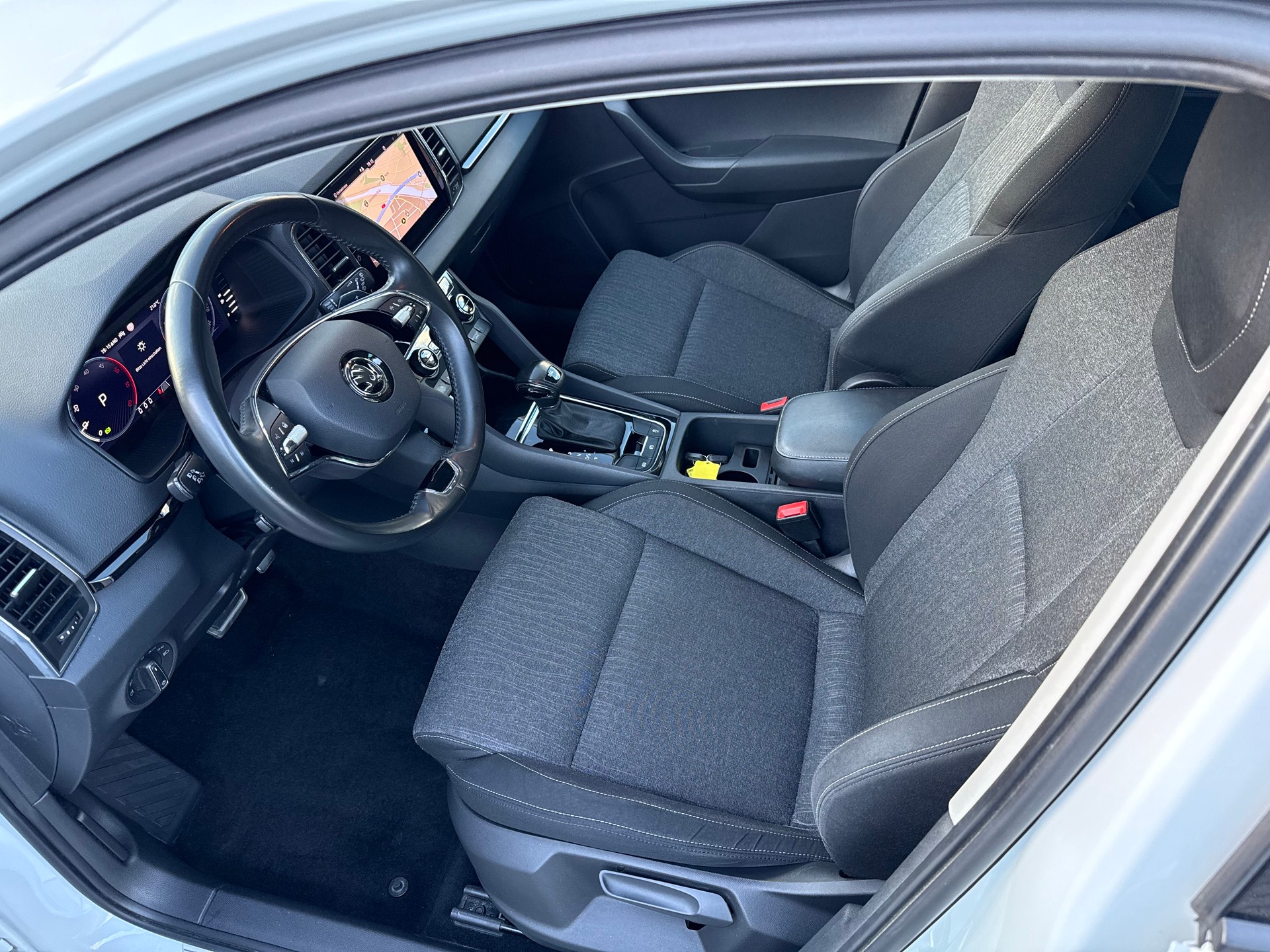 SKODA Karoq 2.0 TDI Style 4x4 DSG-image-20