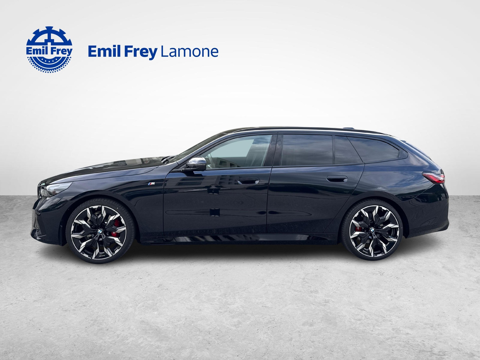 BMW 520d xDrive Touring-image-1