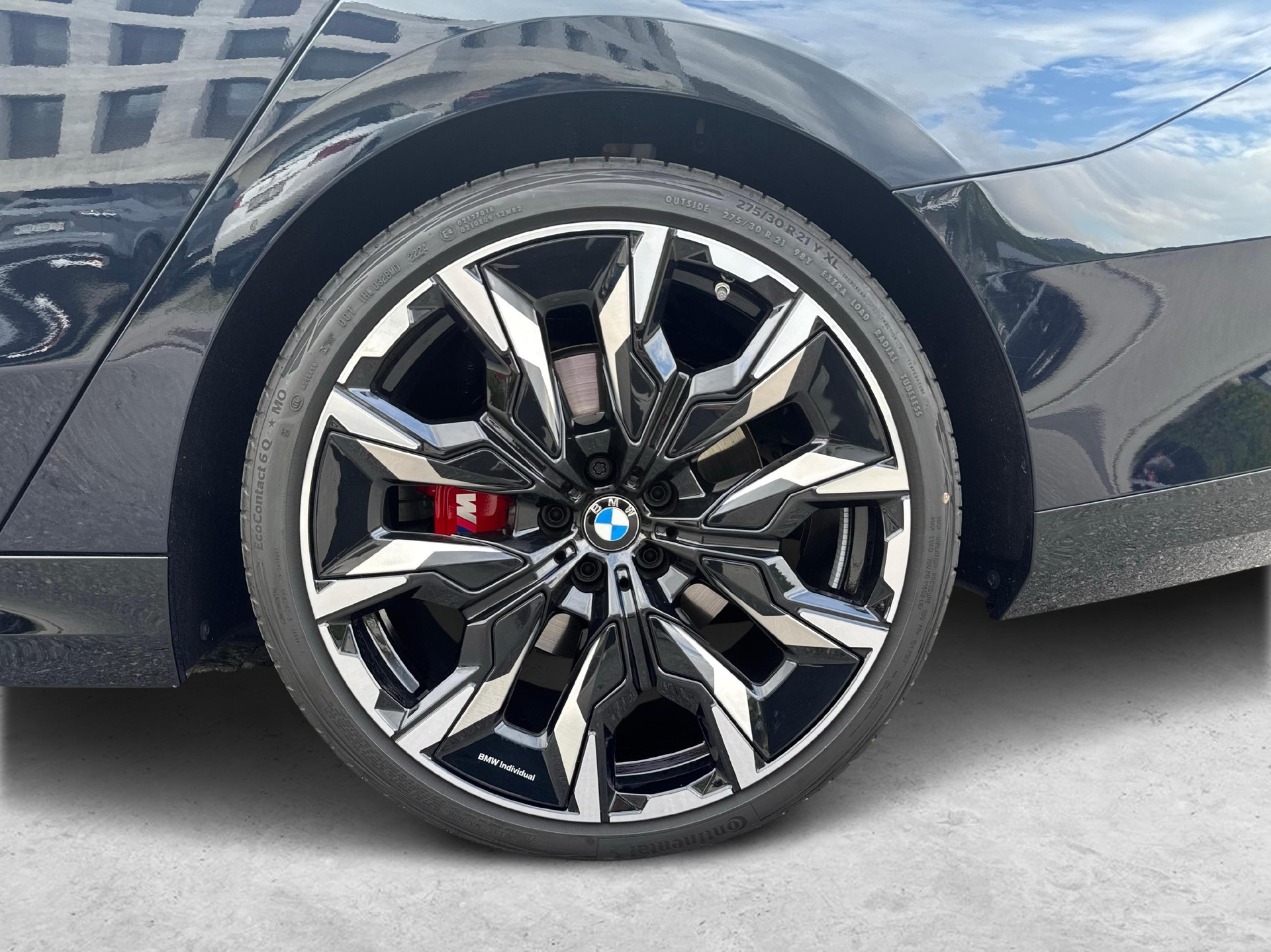 BMW 520d xDrive Touring-image-8