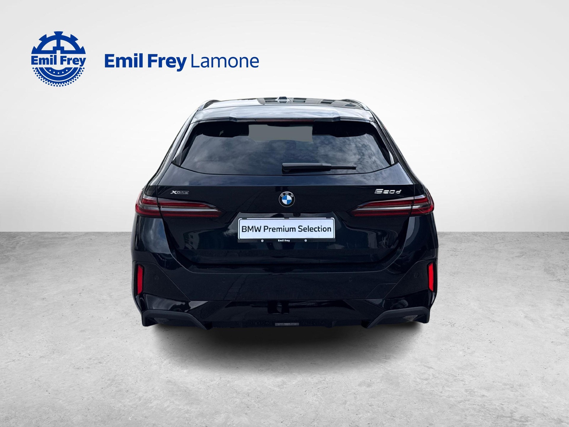 BMW 520d xDrive Touring-image-3