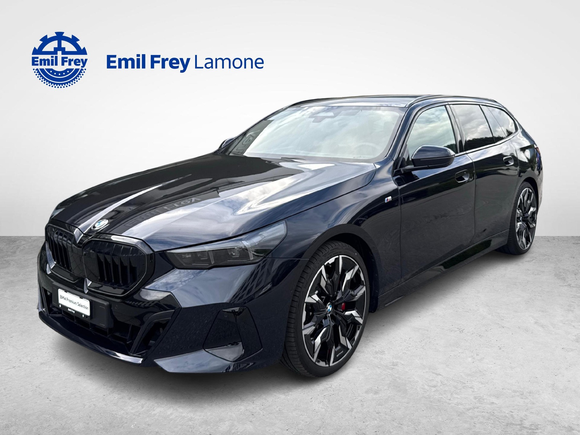BMW 520d xDrive Touring-image-0