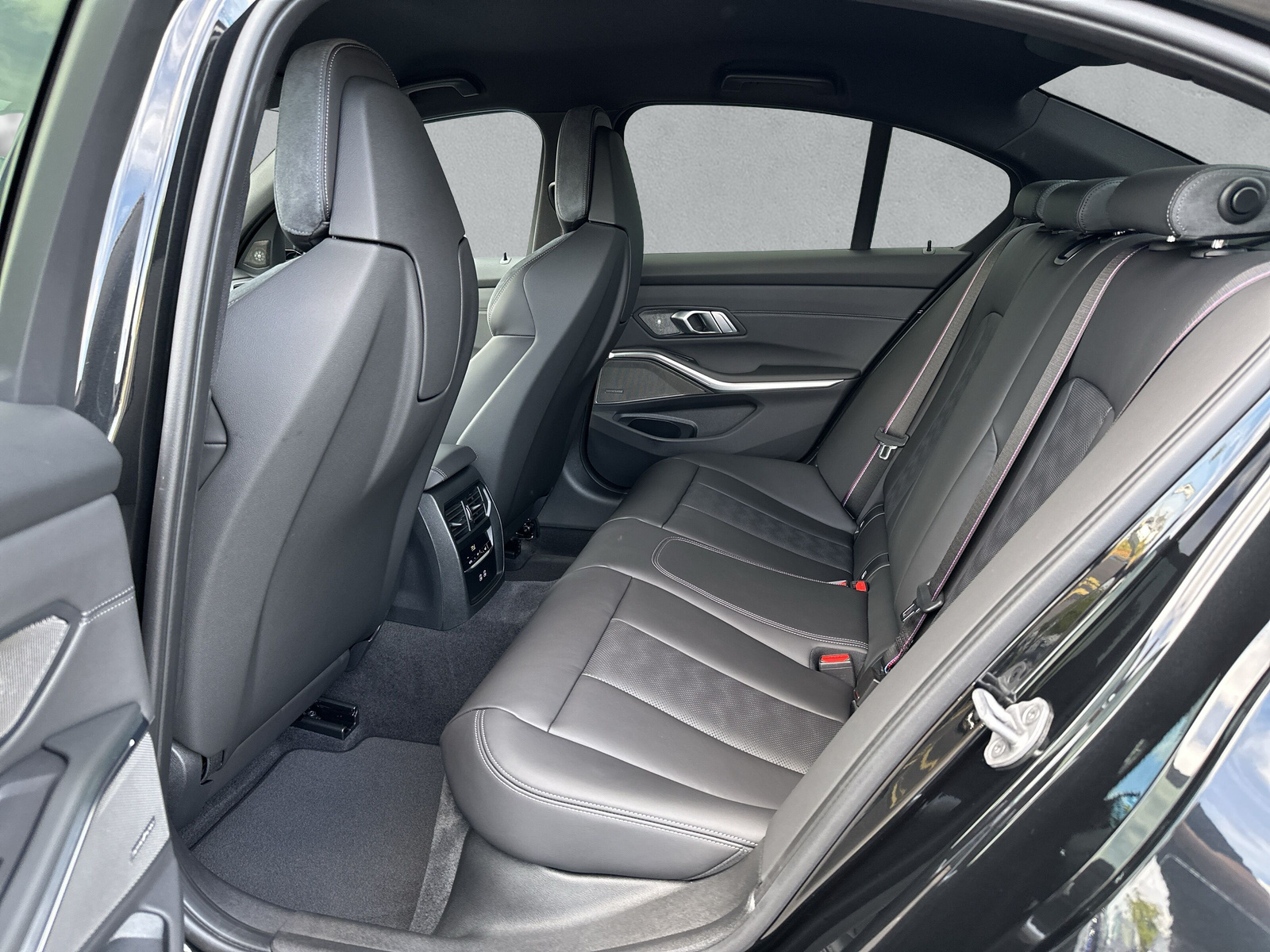BMW M3 Competition M xDrive ** Action de leasing à 1,9% **-image-15