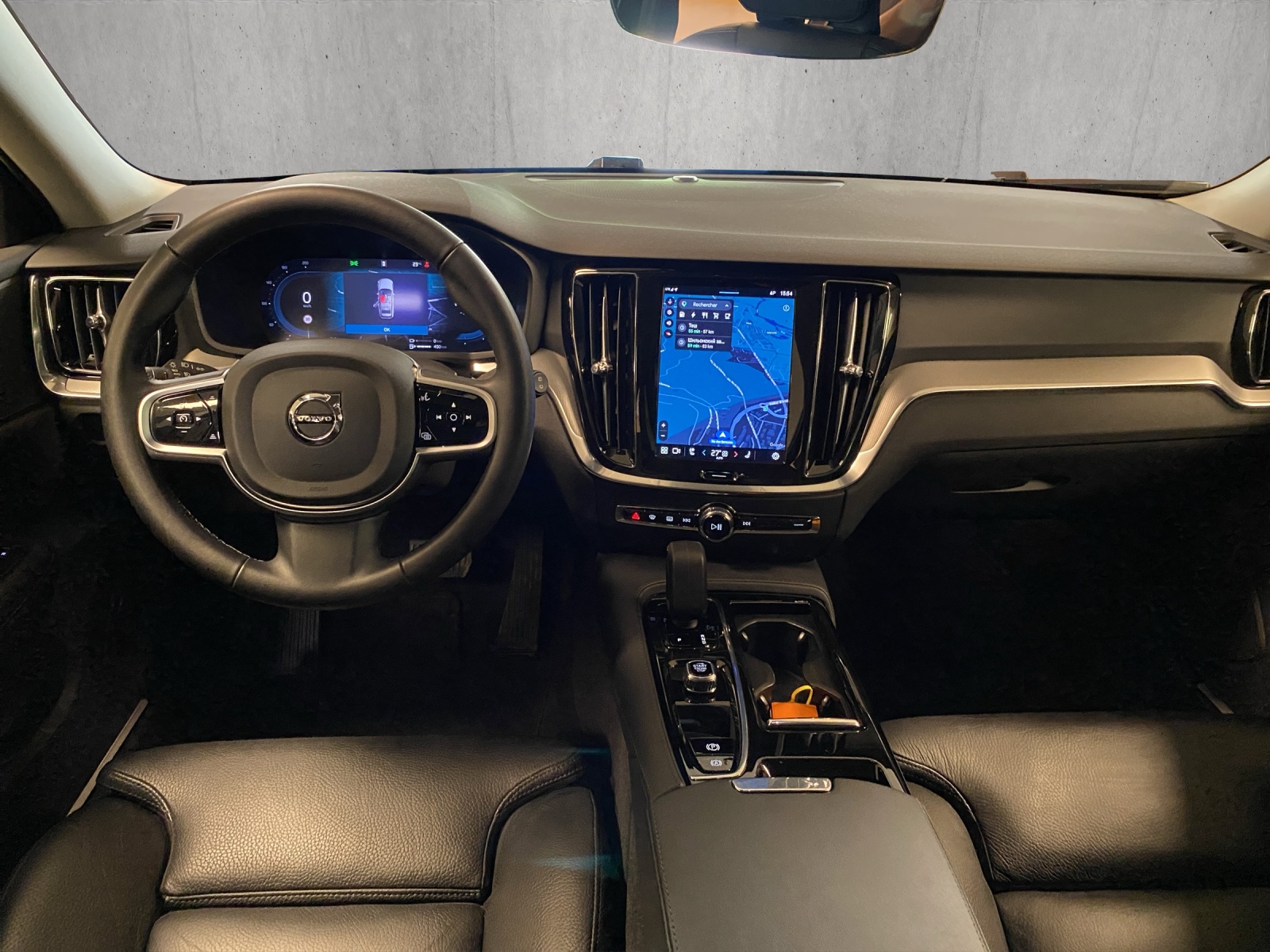 VOLVO V60 T6 eAWD Plug in Hybrid Plus Dark Geartronic-image-11