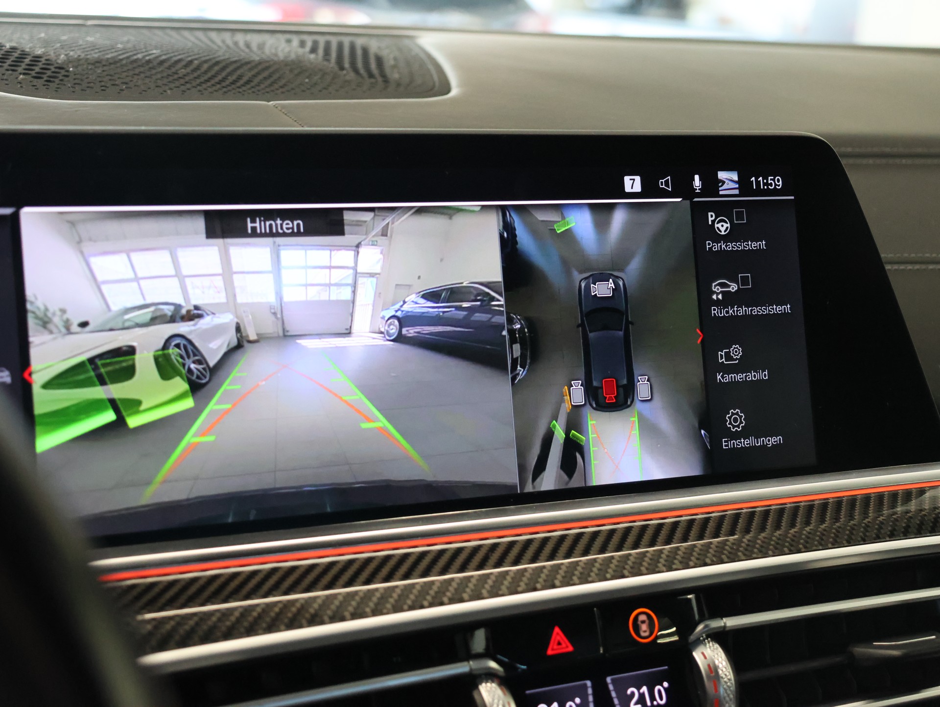 BMW X6M Steptronic M Competition *Harman&Kardon* *Carbon Packet* *Head Up Display*-image-28