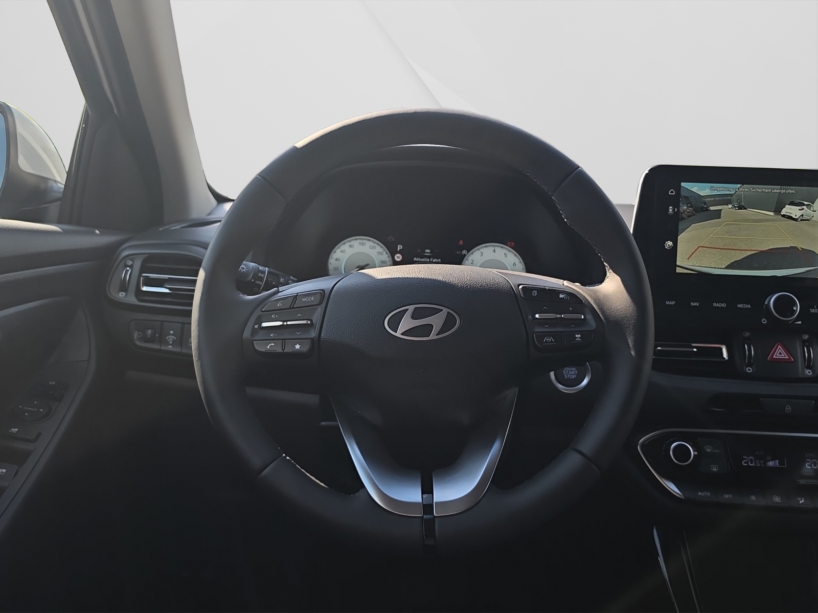 HYUNDAI i30 Wagon 1.6 T-GDi Amplia-image-11