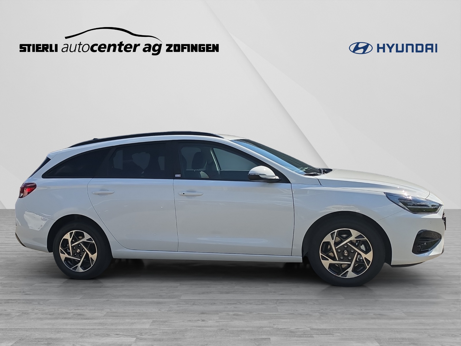 HYUNDAI i30 Wagon 1.6 T-GDi Amplia-image-3