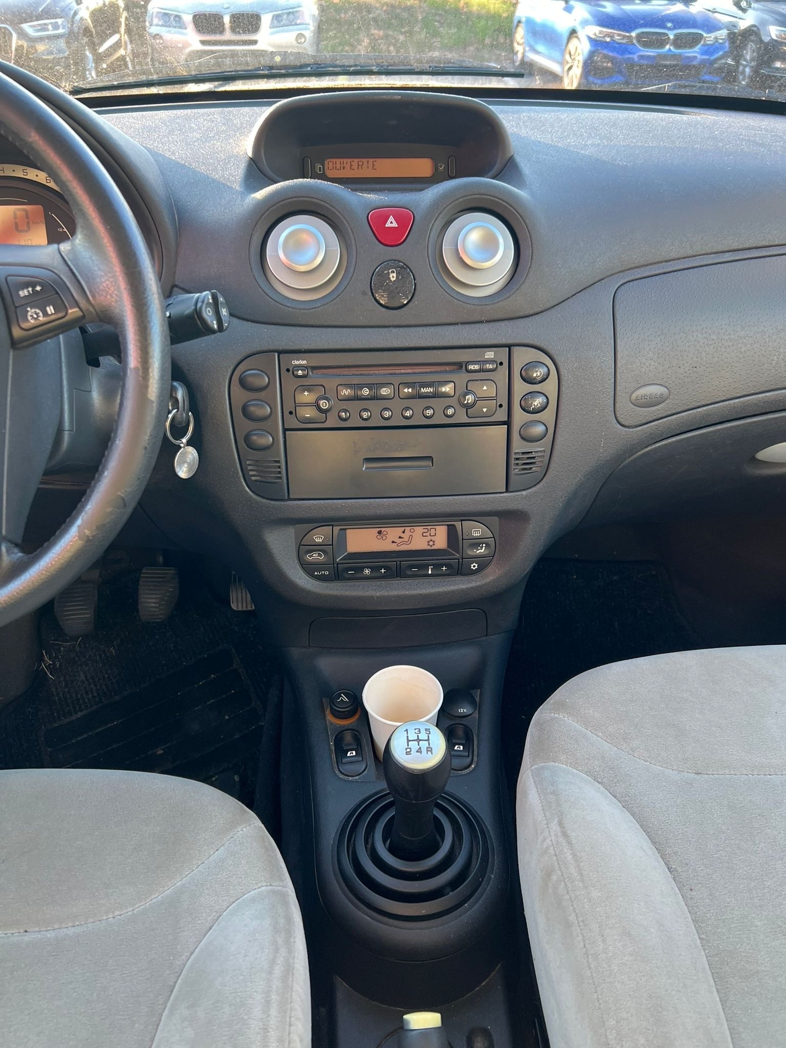 CITROEN C3 1.6i 16V Exclusive-image-9