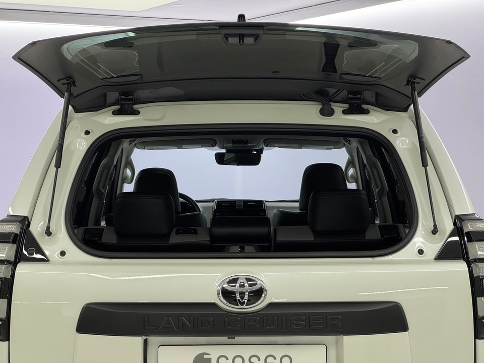 Land Cruiser 2.8 D 204 Invincible AWD