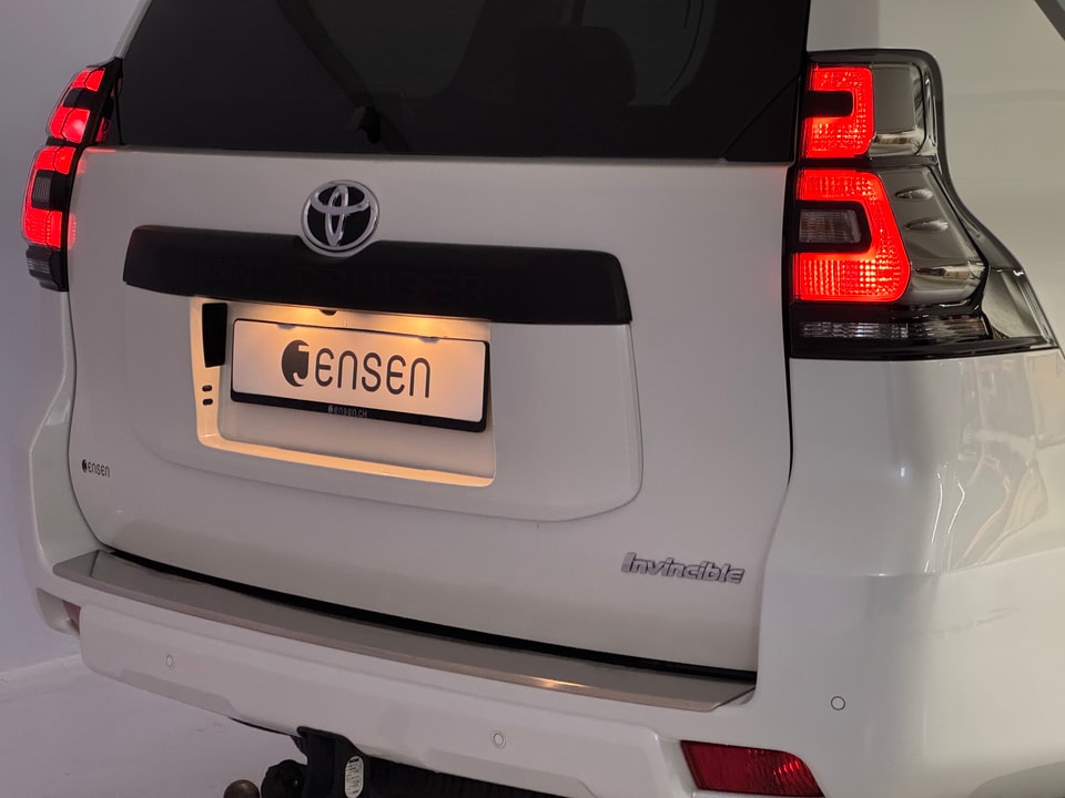 Land Cruiser 2.8 D 204 Invincible AWD