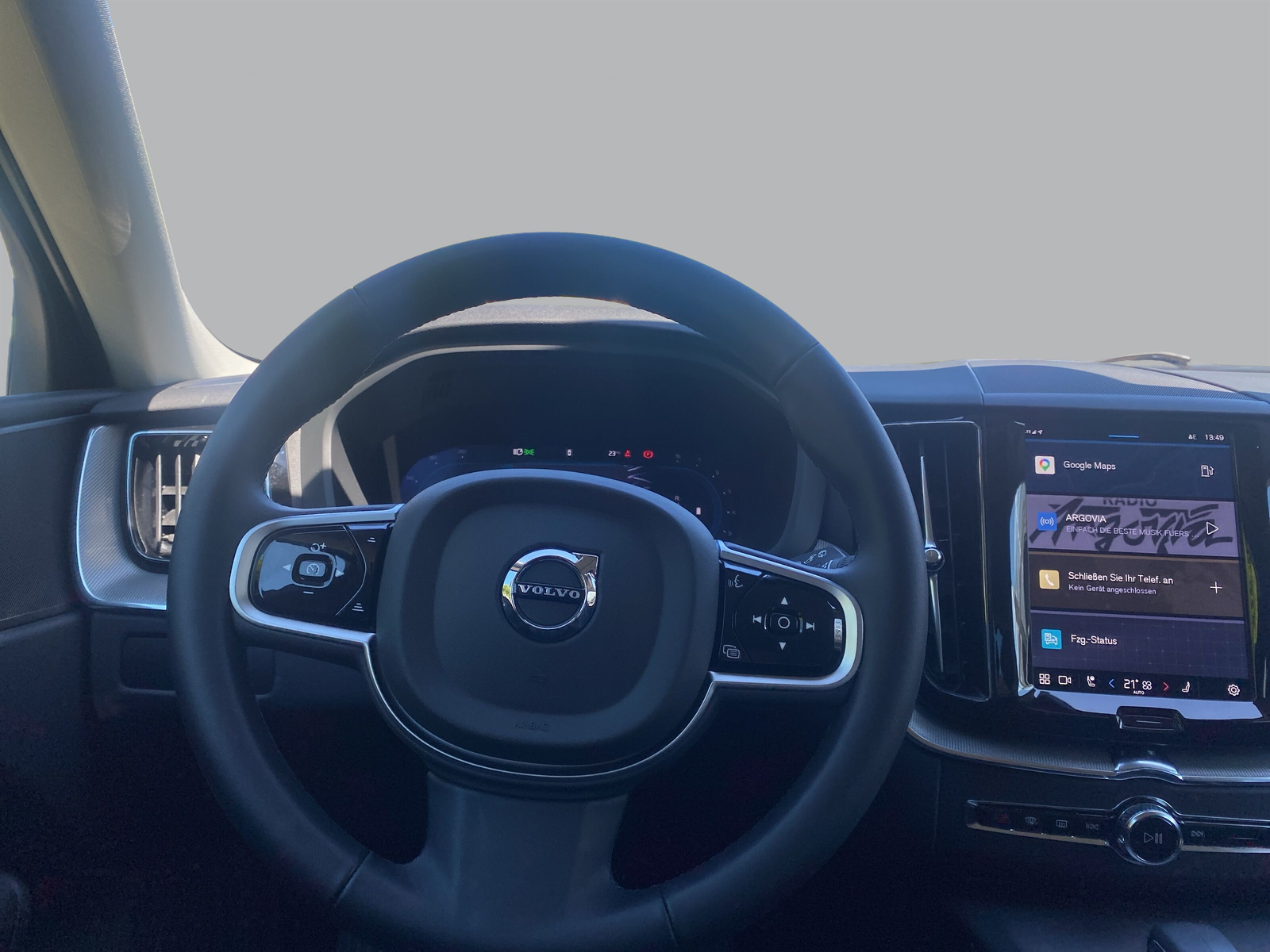 VOLVO XC60 B5 Benzin Mild Hybrid AWD Plus Dark Geartronic-image-7