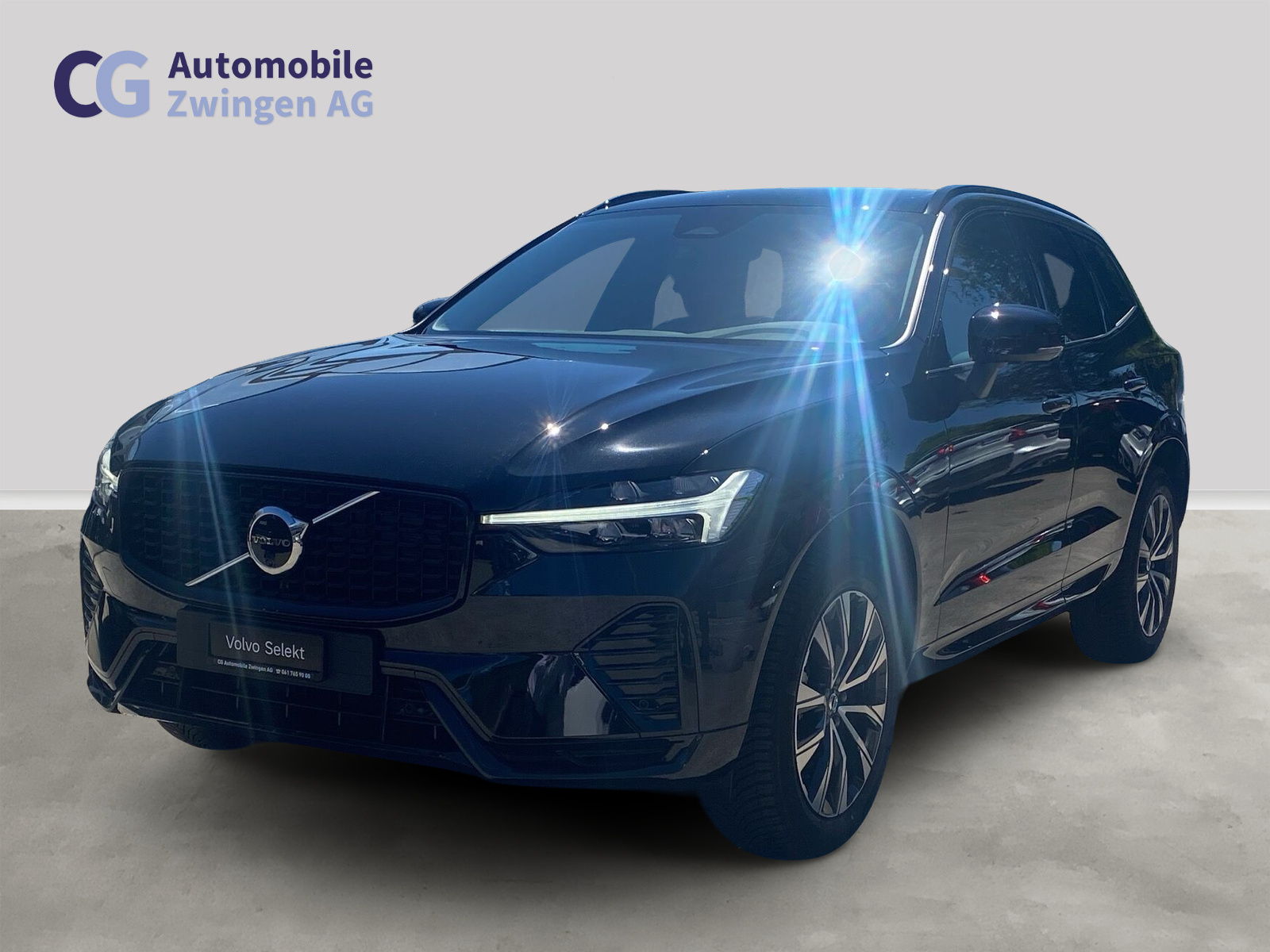 VOLVO XC60 B5 Benzin Mild Hybrid AWD Plus Dark Geartronic-image-0