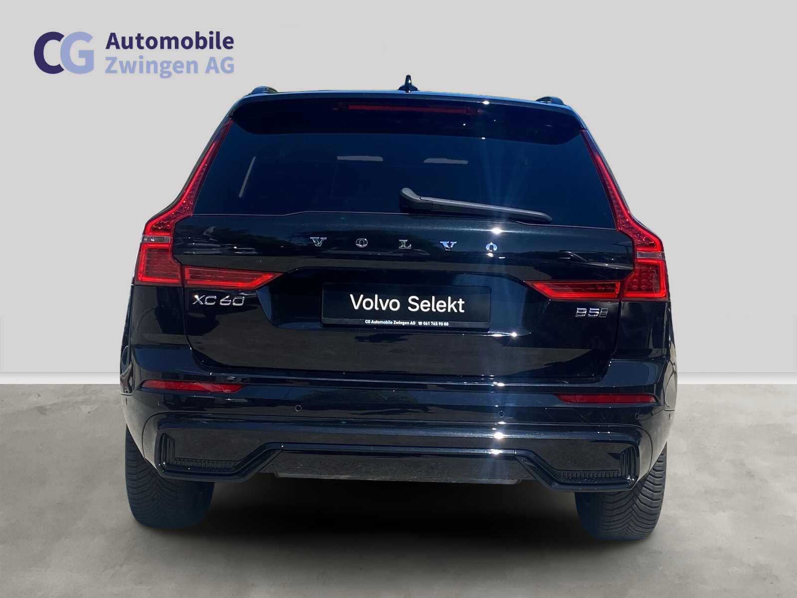 VOLVO XC60 B5 Benzin Mild Hybrid AWD Plus Dark Geartronic-image-8