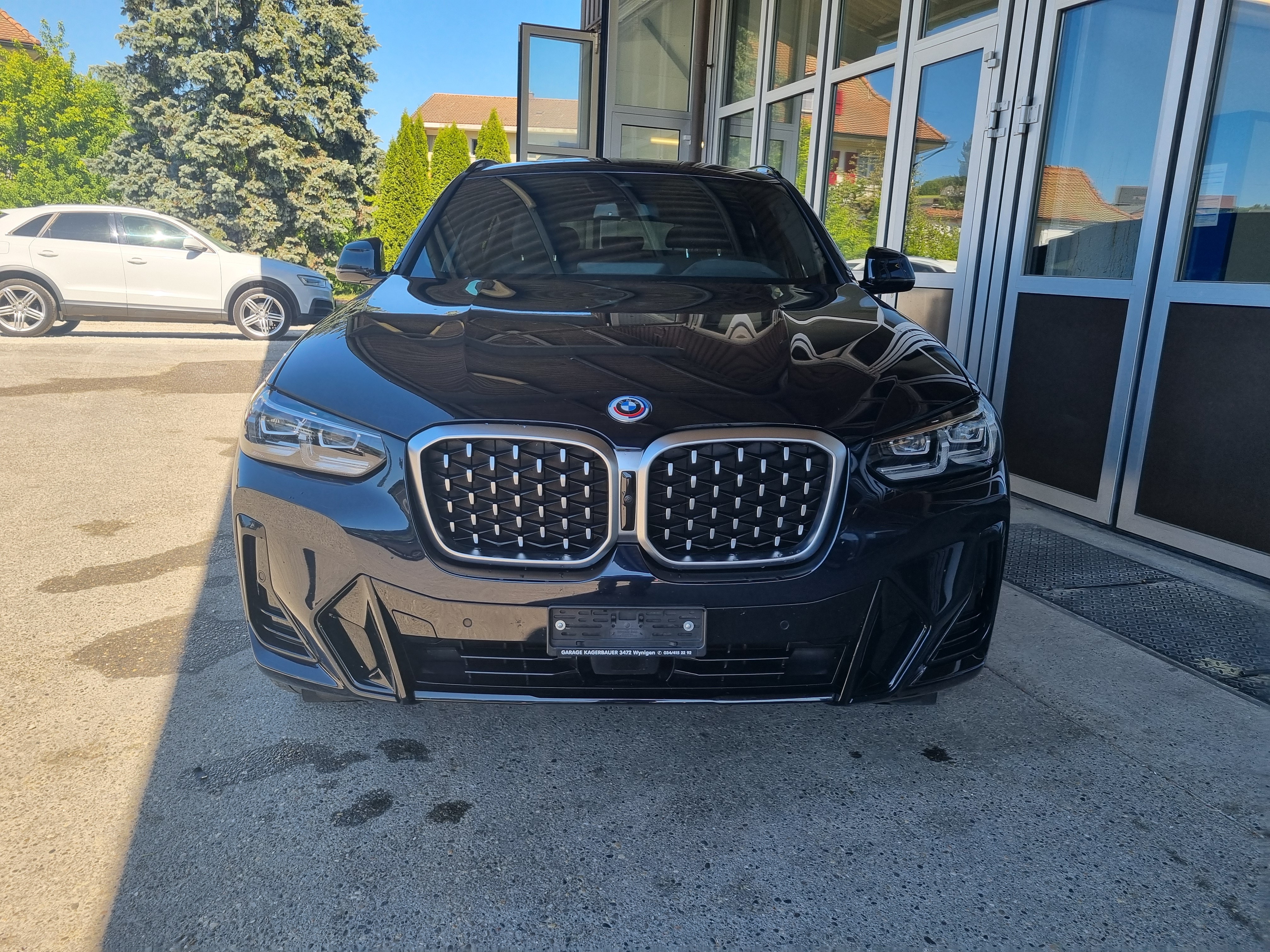 Car photo
