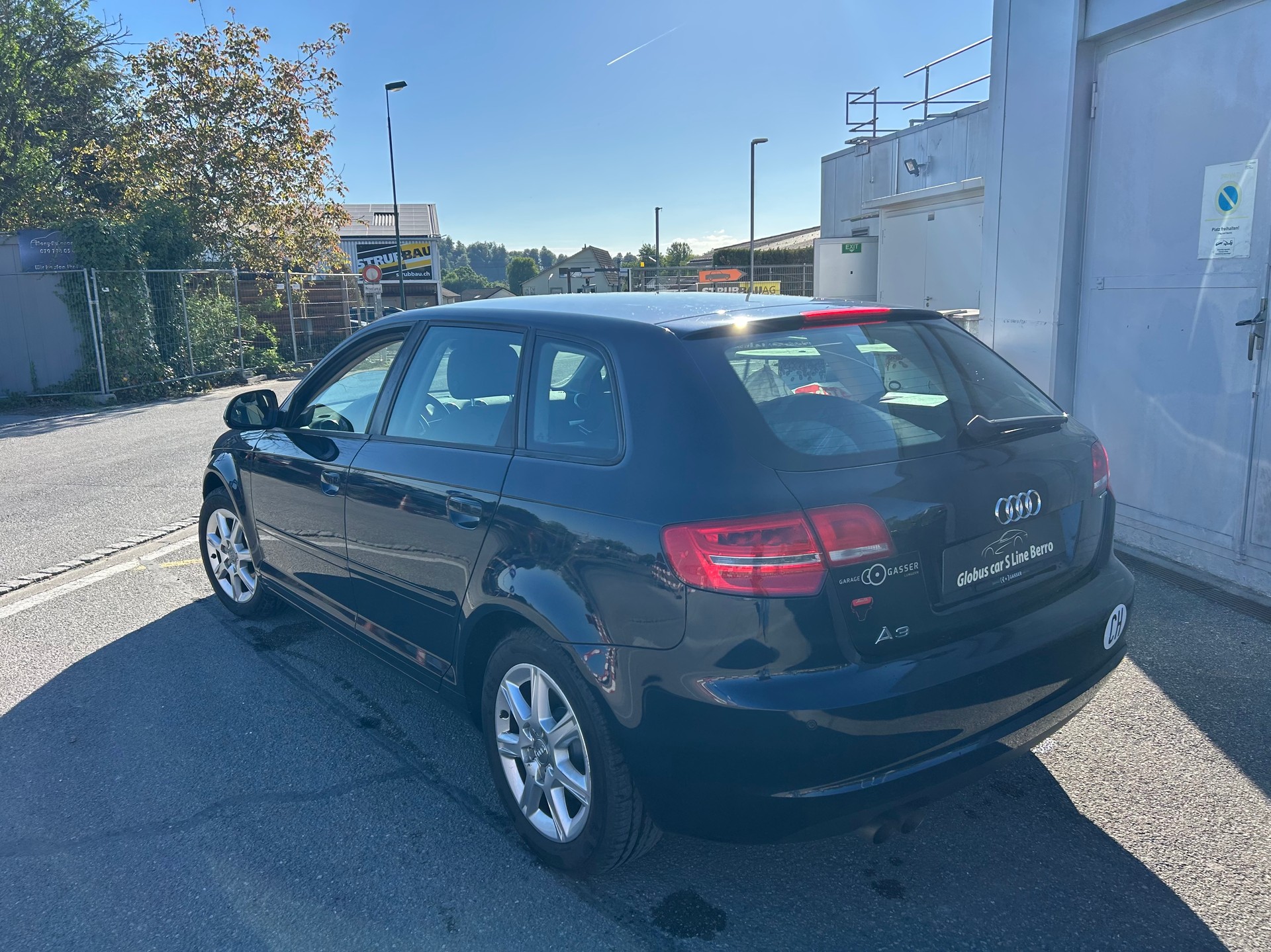 AUDI A3 Sportback 2.0 TDI Ambiente quattro-image-5