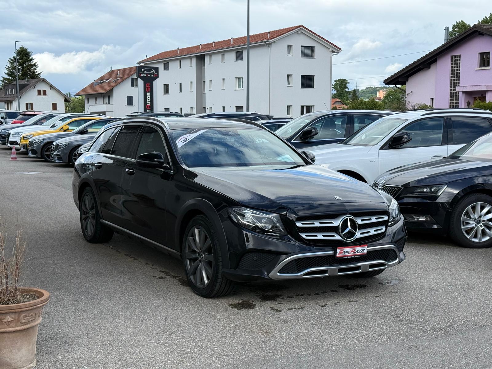 MERCEDES-BENZ E 220 d All-Terrain Avantgarde 4Matic 9G-Tronic-image-0