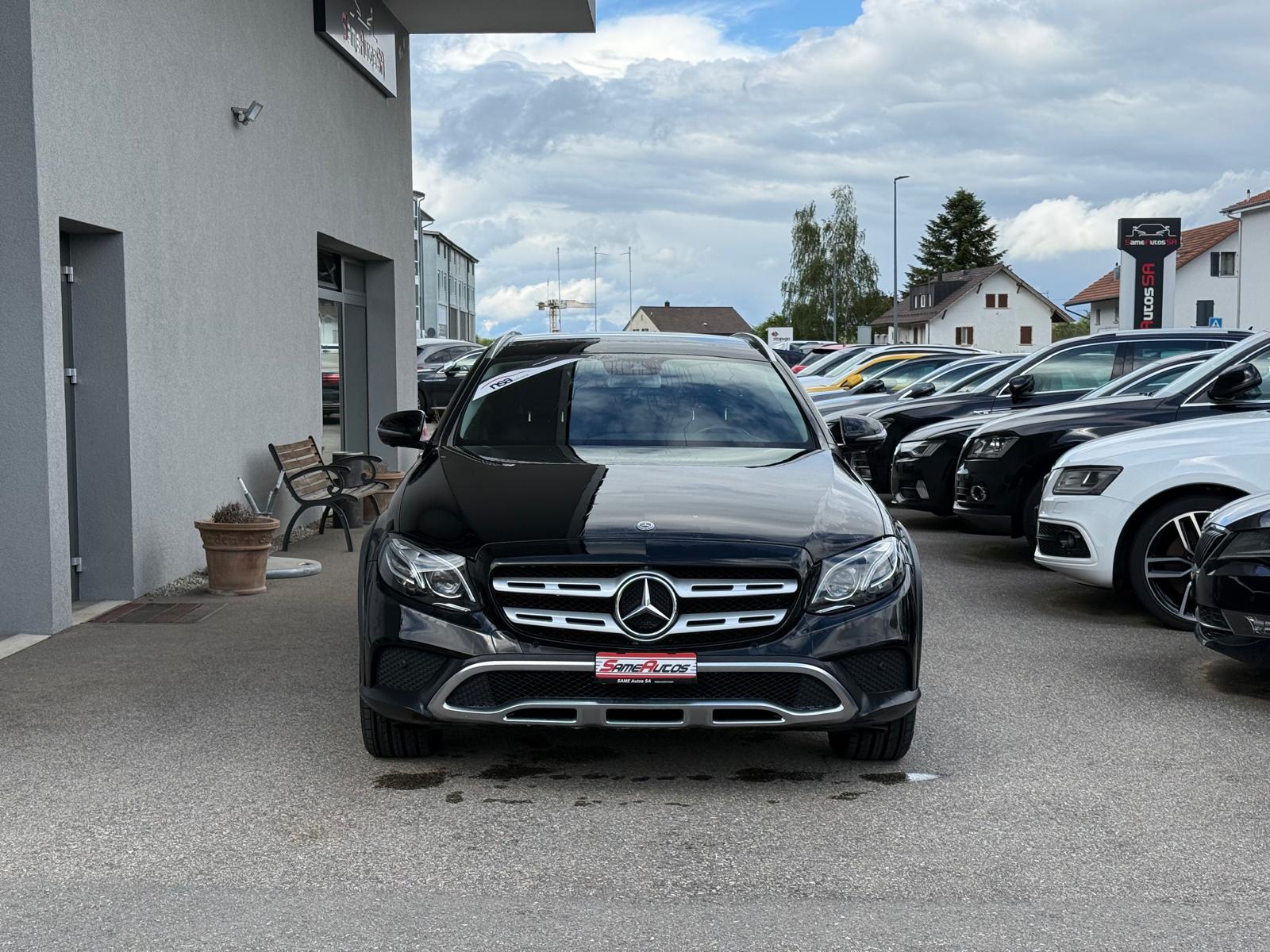 MERCEDES-BENZ E 220 d All-Terrain Avantgarde 4Matic 9G-Tronic-image-5