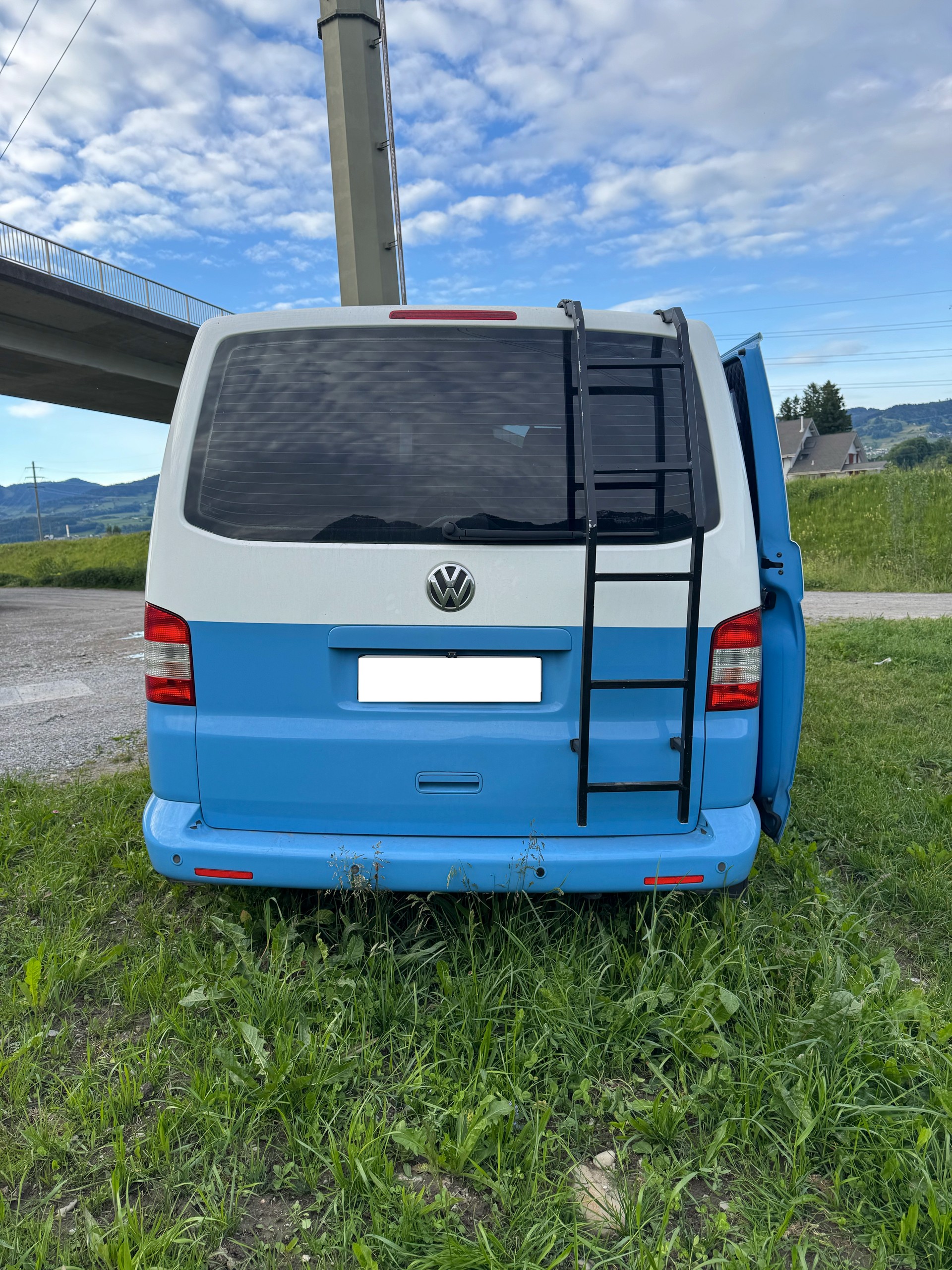 VW 2.0 TDI 102 Champion-image-1