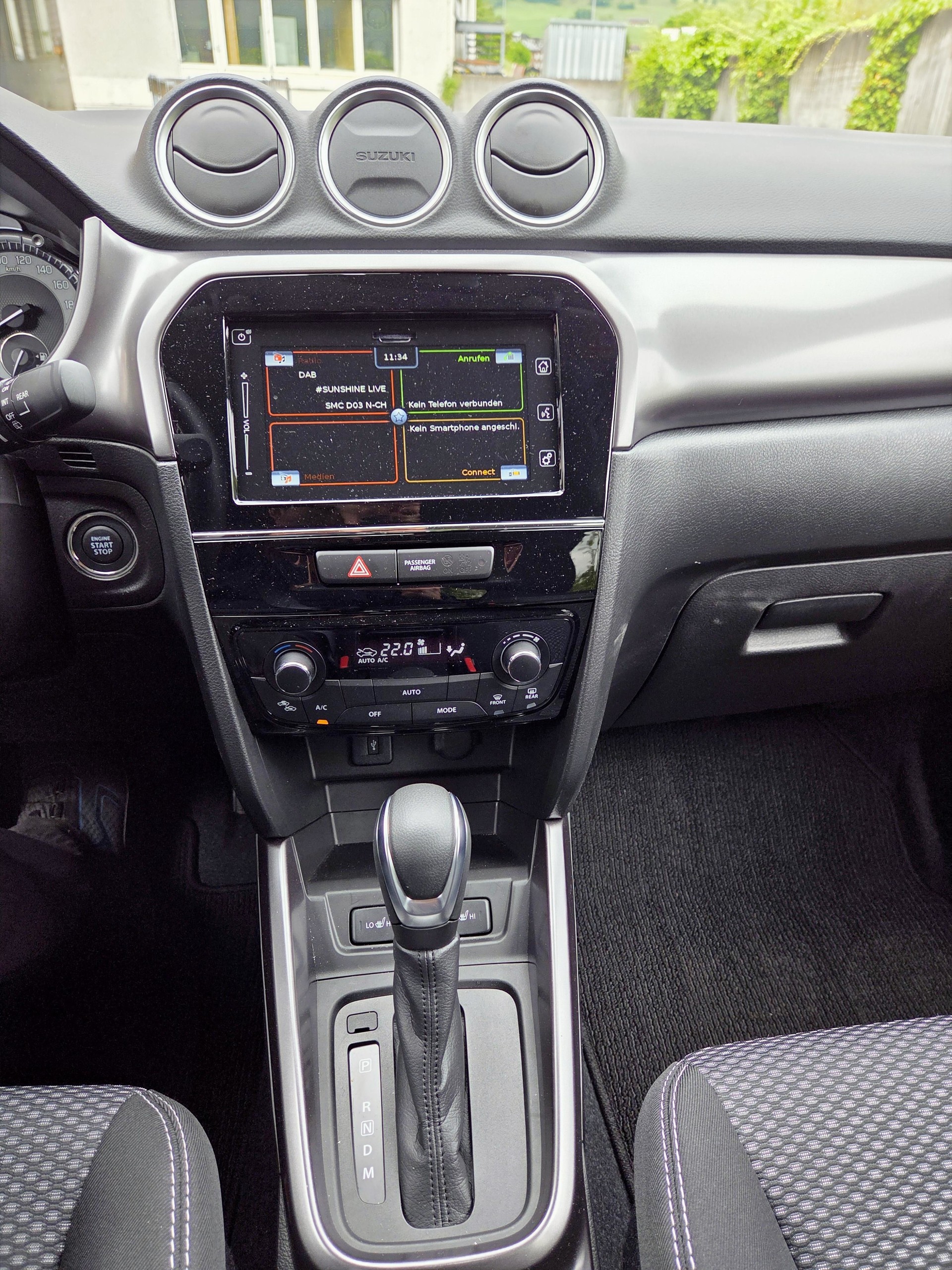 SUZUKI Vitara 1.5 Hybrid Compact Top 4x4 AGS-image-9