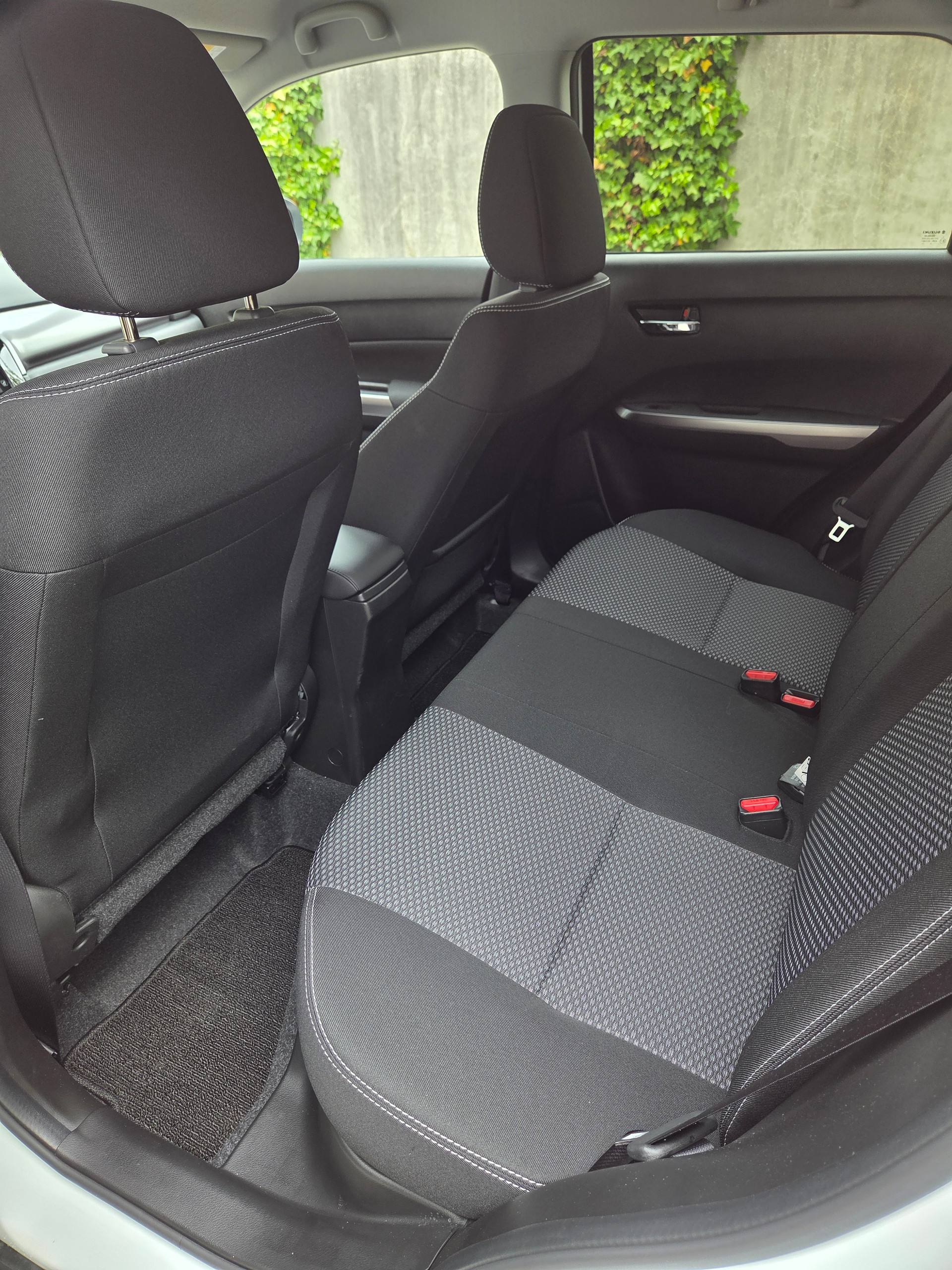 SUZUKI Vitara 1.5 Hybrid Compact Top 4x4 AGS-image-7