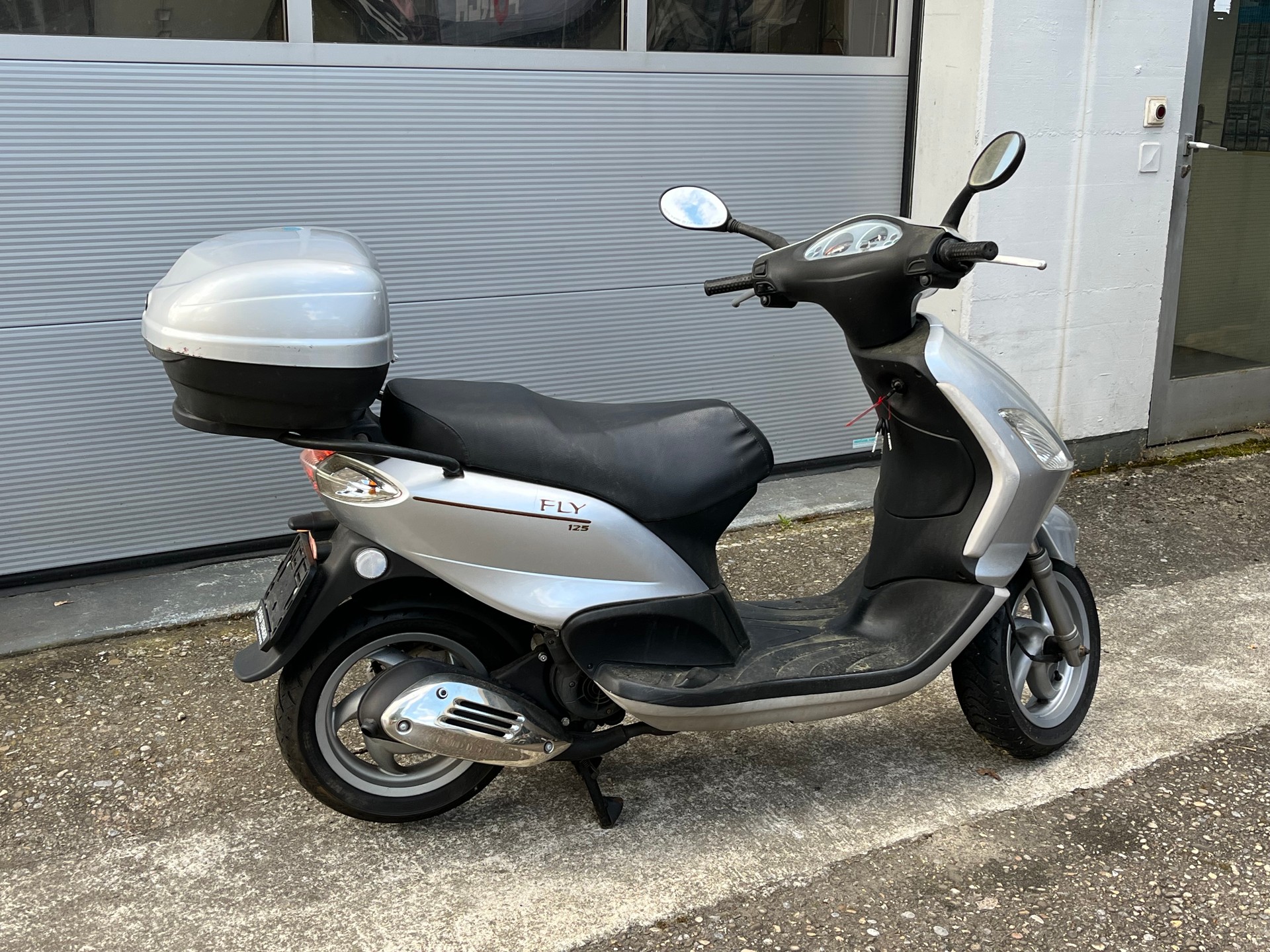 PIAGGIO Fly 125 4-T-showroom-element-2