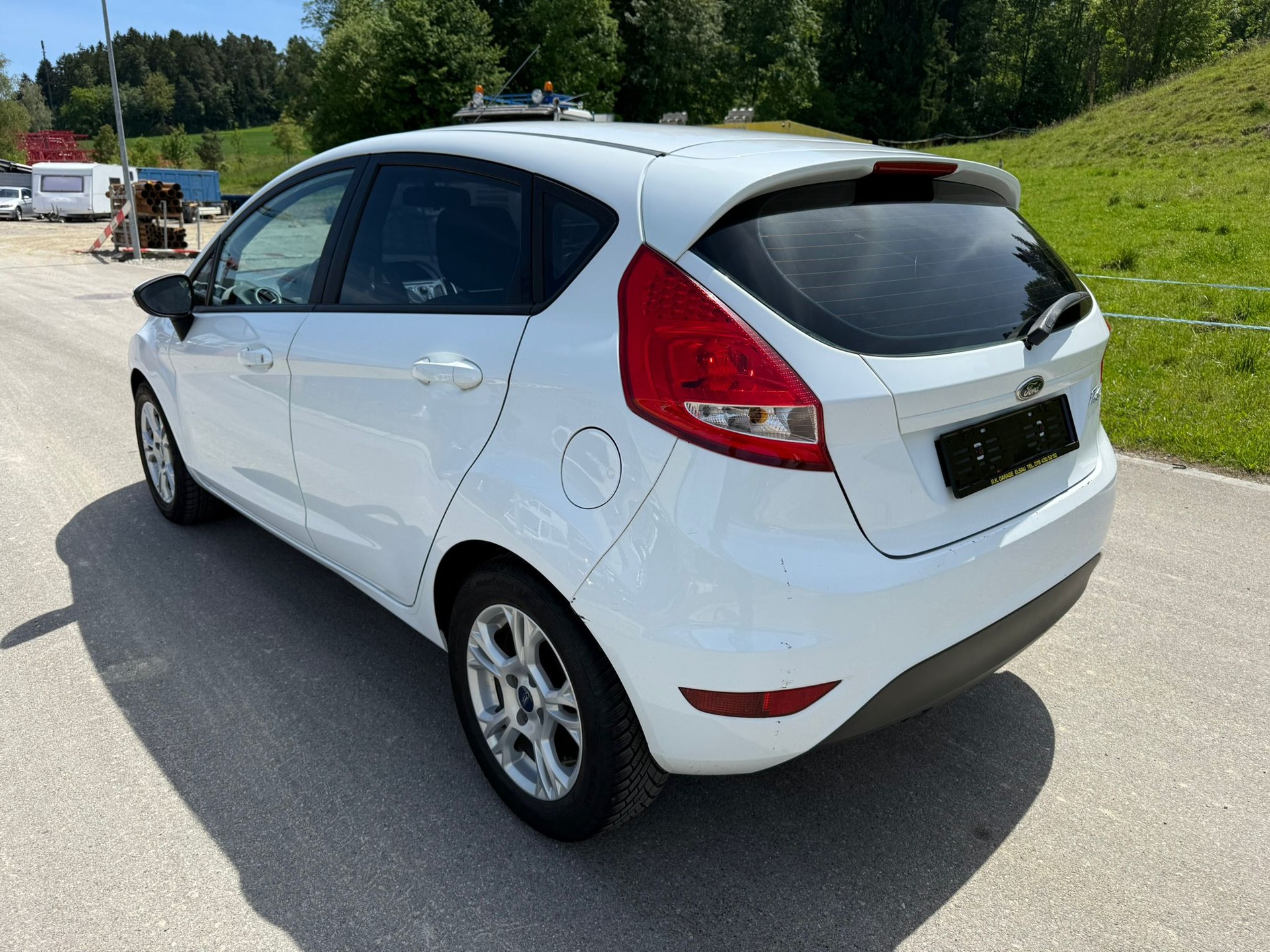 FORD Fiesta 1.4 16V Trend-image-5